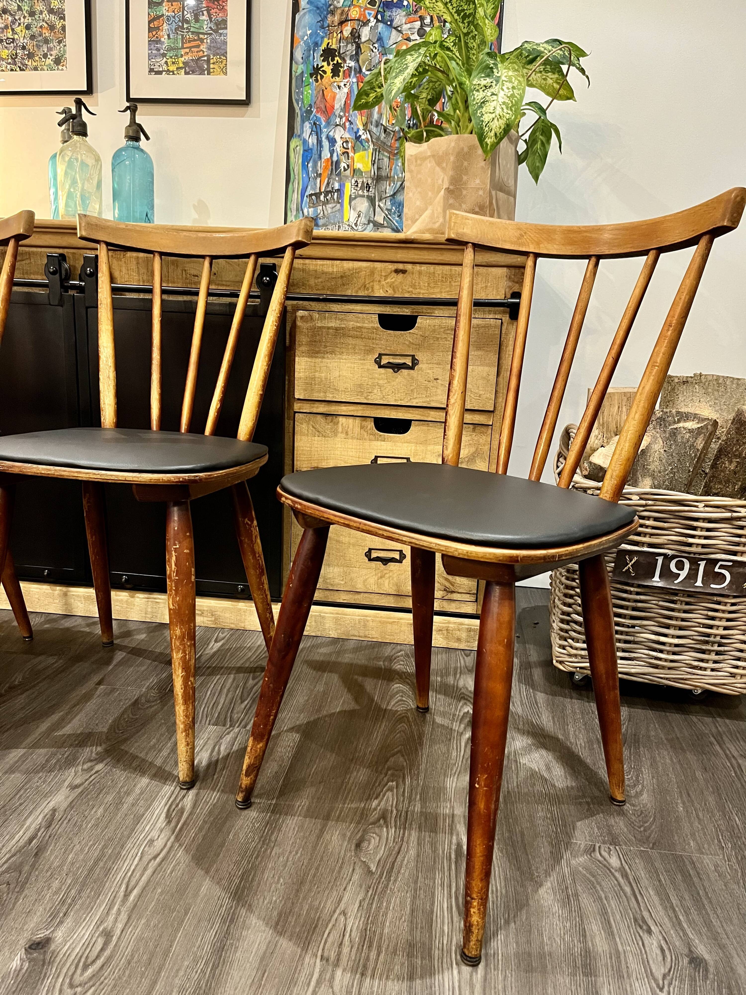 Série de 4 chaises bistrot