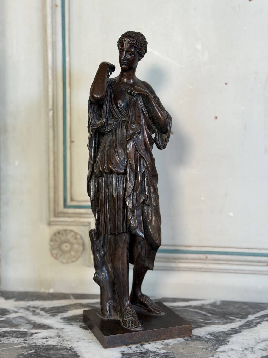 Diane de Gabies, bronze after the Antique, around 1900