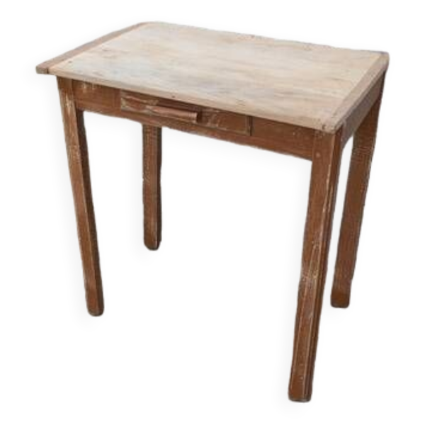 Petite table de ferme