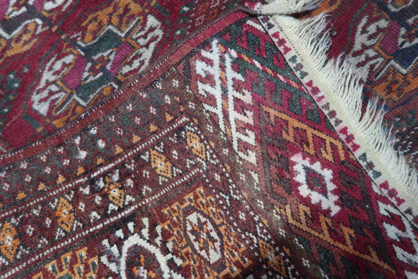 Tapis vintage ouzbek Boukhara fait main 128 cm x 183 cm années 1920