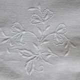 Embroidered children's bedding set