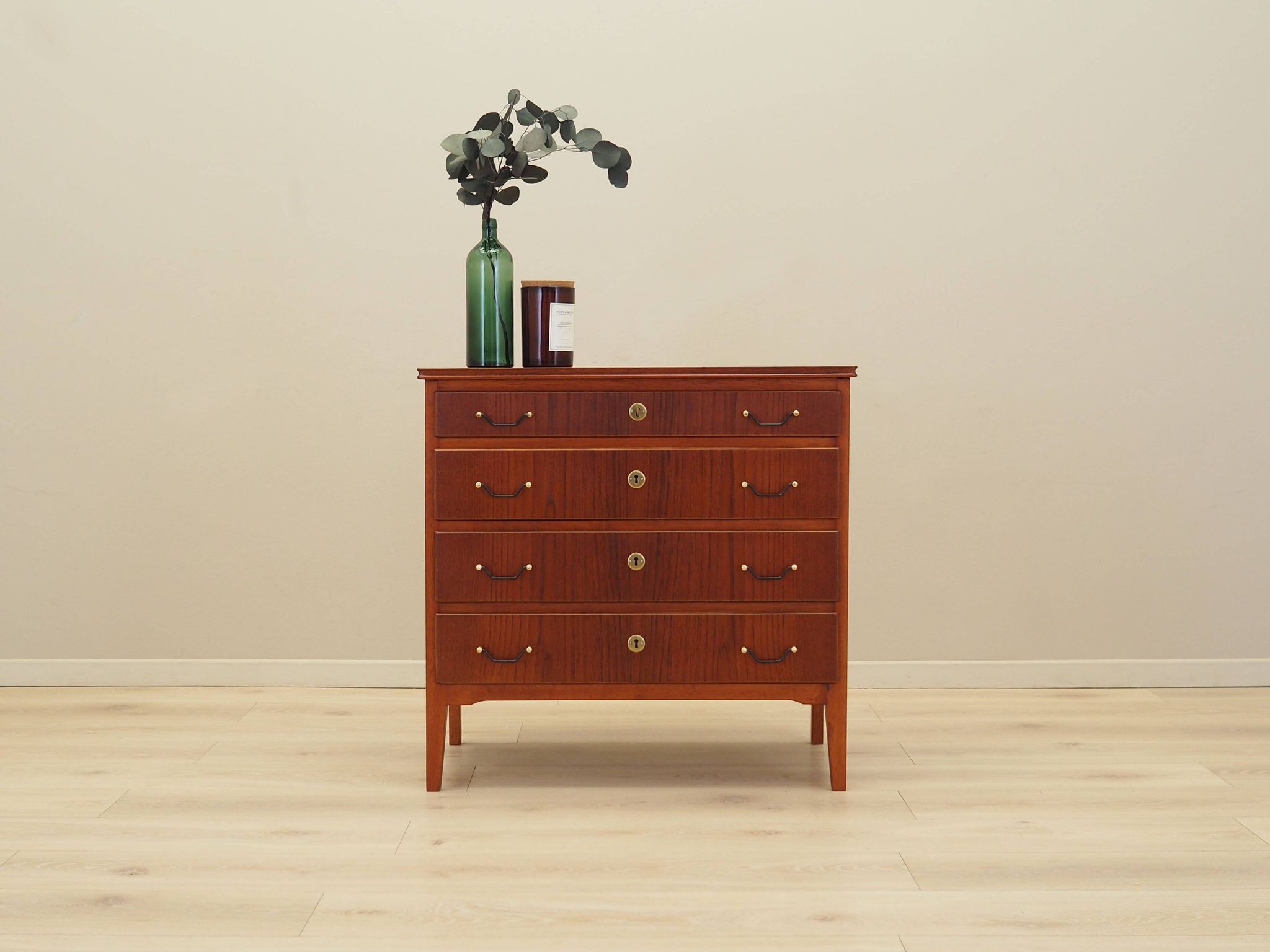 Commode en teck, design danois, années 1970, fabrication : Danemark