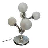 Lampe de table unique avec cadre en chrome et globes en verre opaque, années 1970, Space Age, Atomic Age, Sputnik