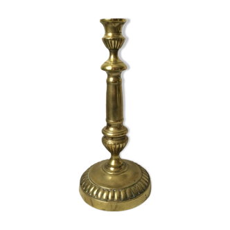 Bronze candle holder