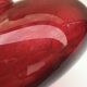Vase collerette en cristal rouge au col translucide