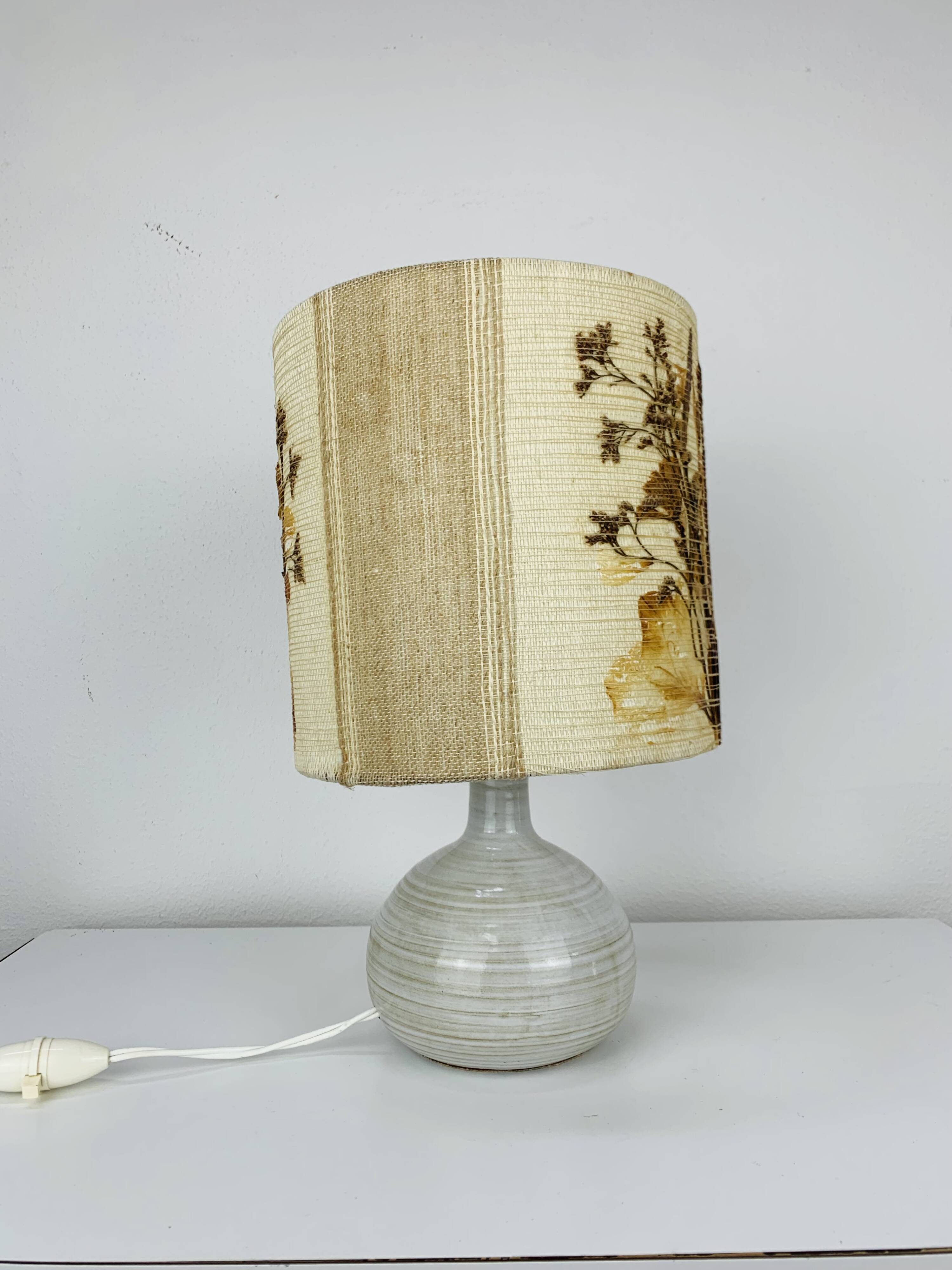 Ceramic ball lamp and dried flower lampshade