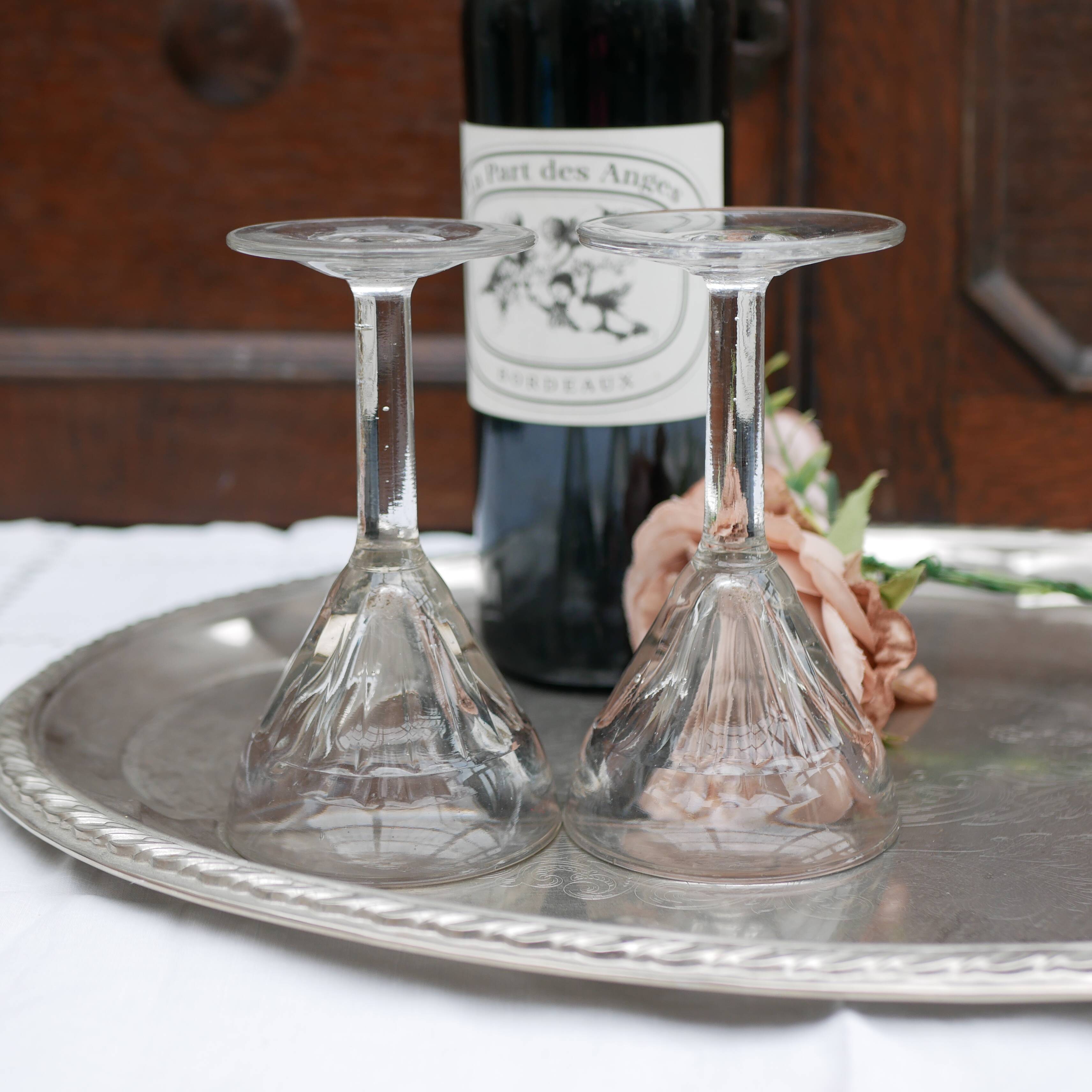 A pair of Art Deco Café Bistro Illusion aperitif glasses