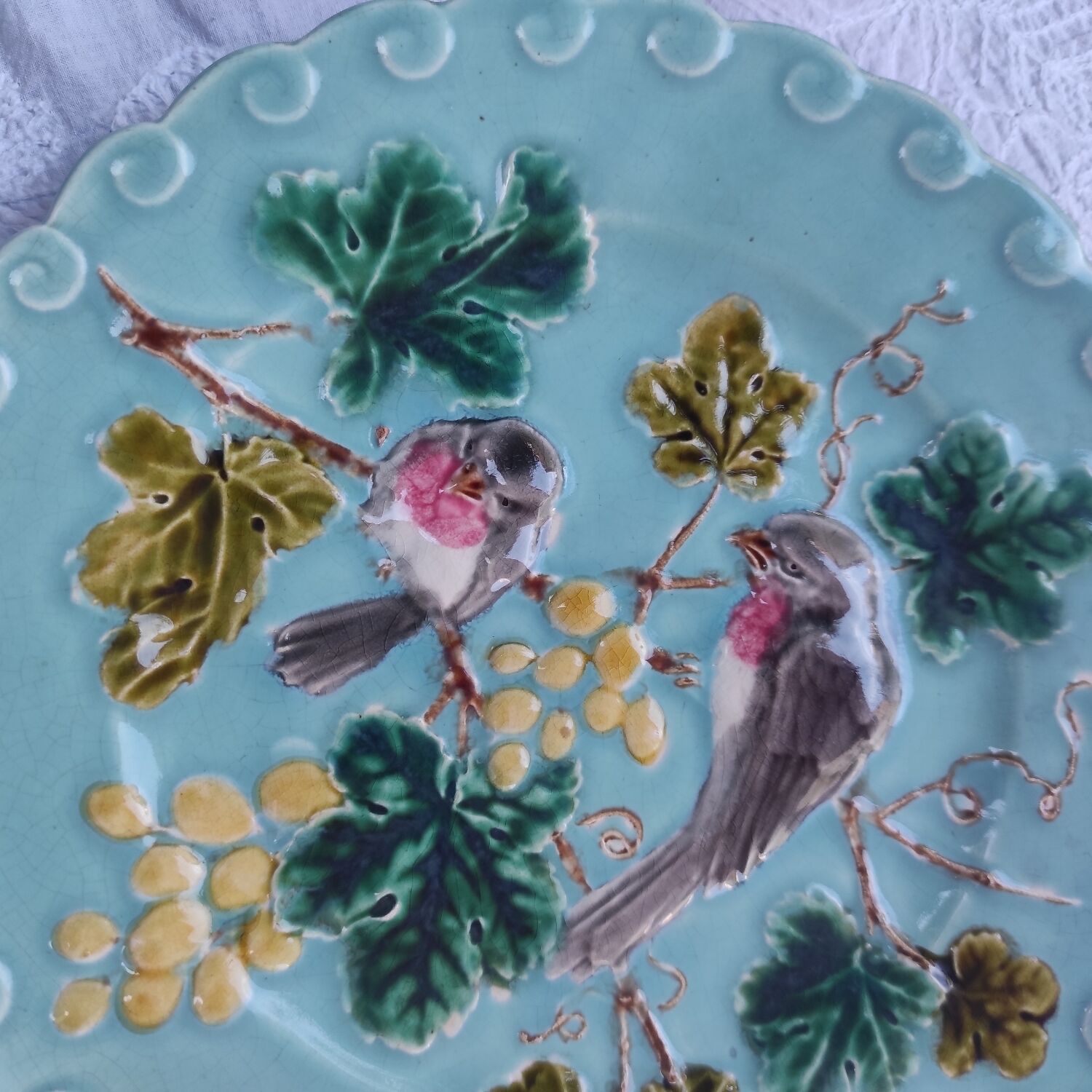 Slip plate Majolica Sarreguemines