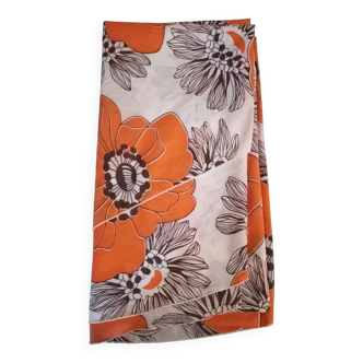 Vintage round tablecloth