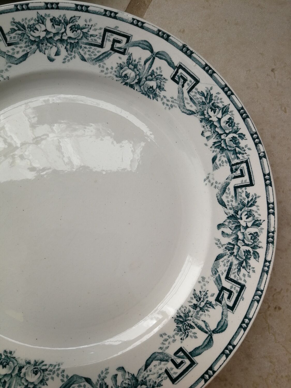 Set of dessert plates Moulins des Loups and Hamage