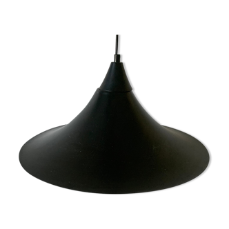 Black pendant lamp