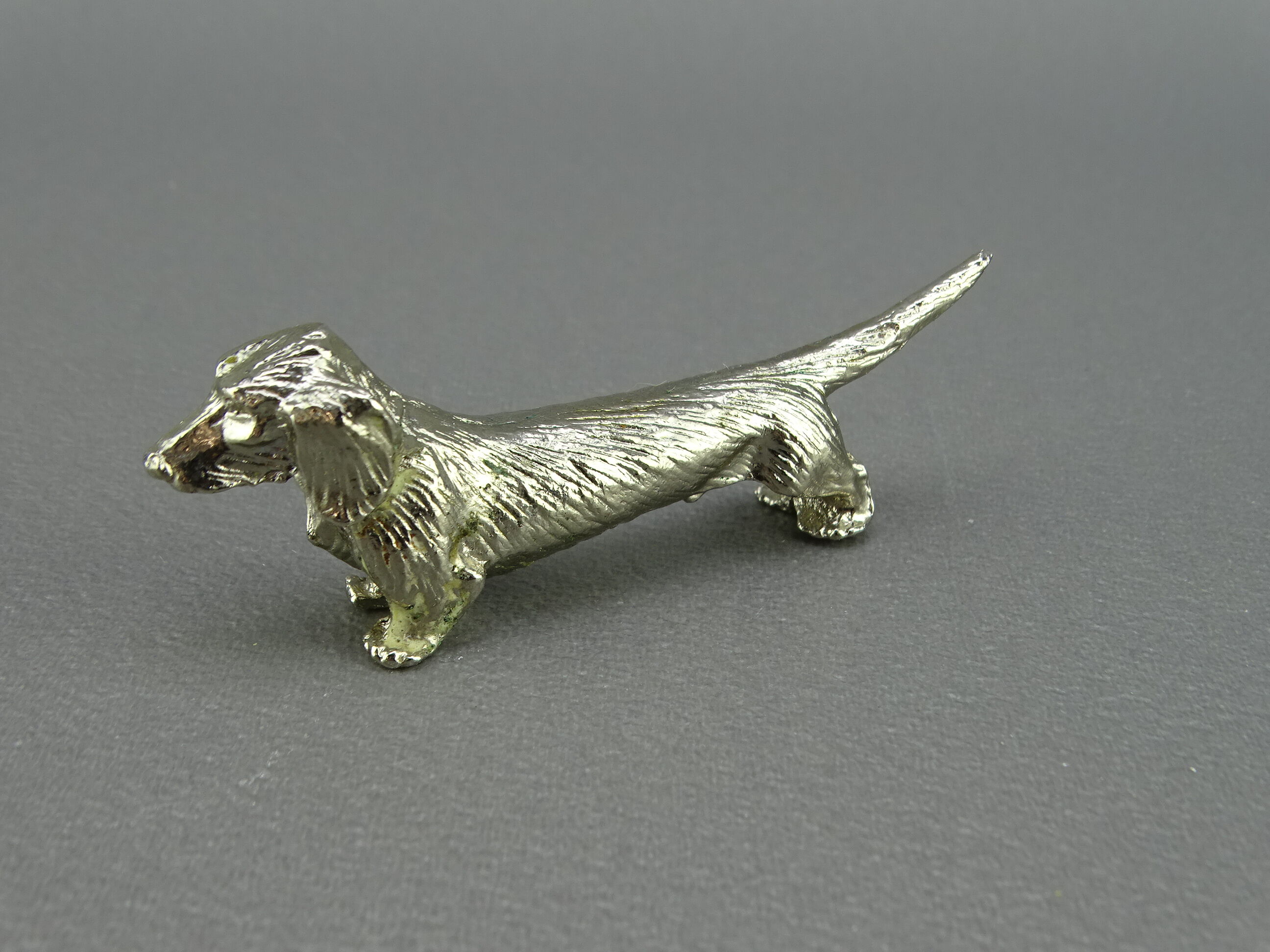 Set of 6 silver metal knife holders with basset dachshund dogs