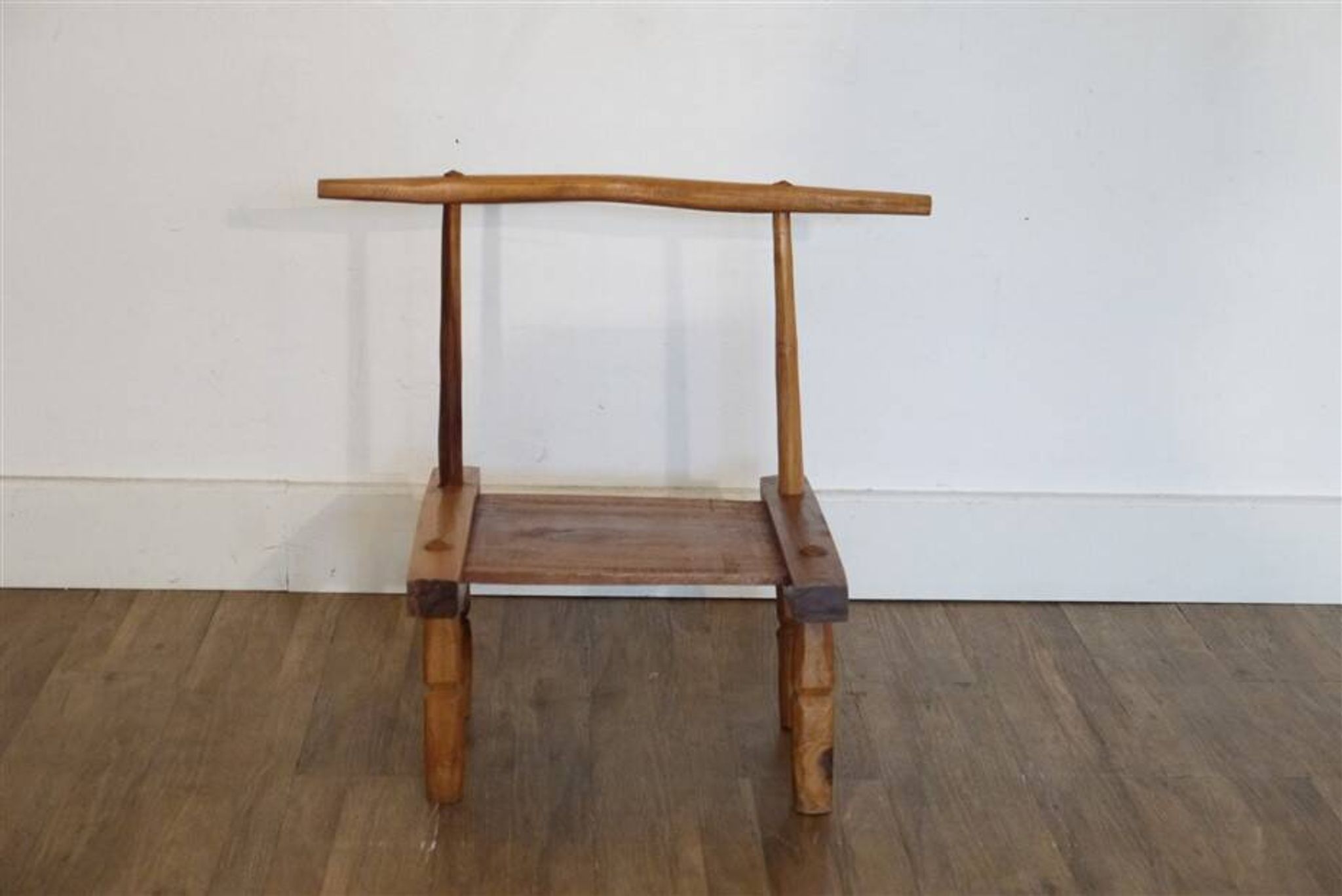 Chaise vintage brutaliste "Baoulé" 1950