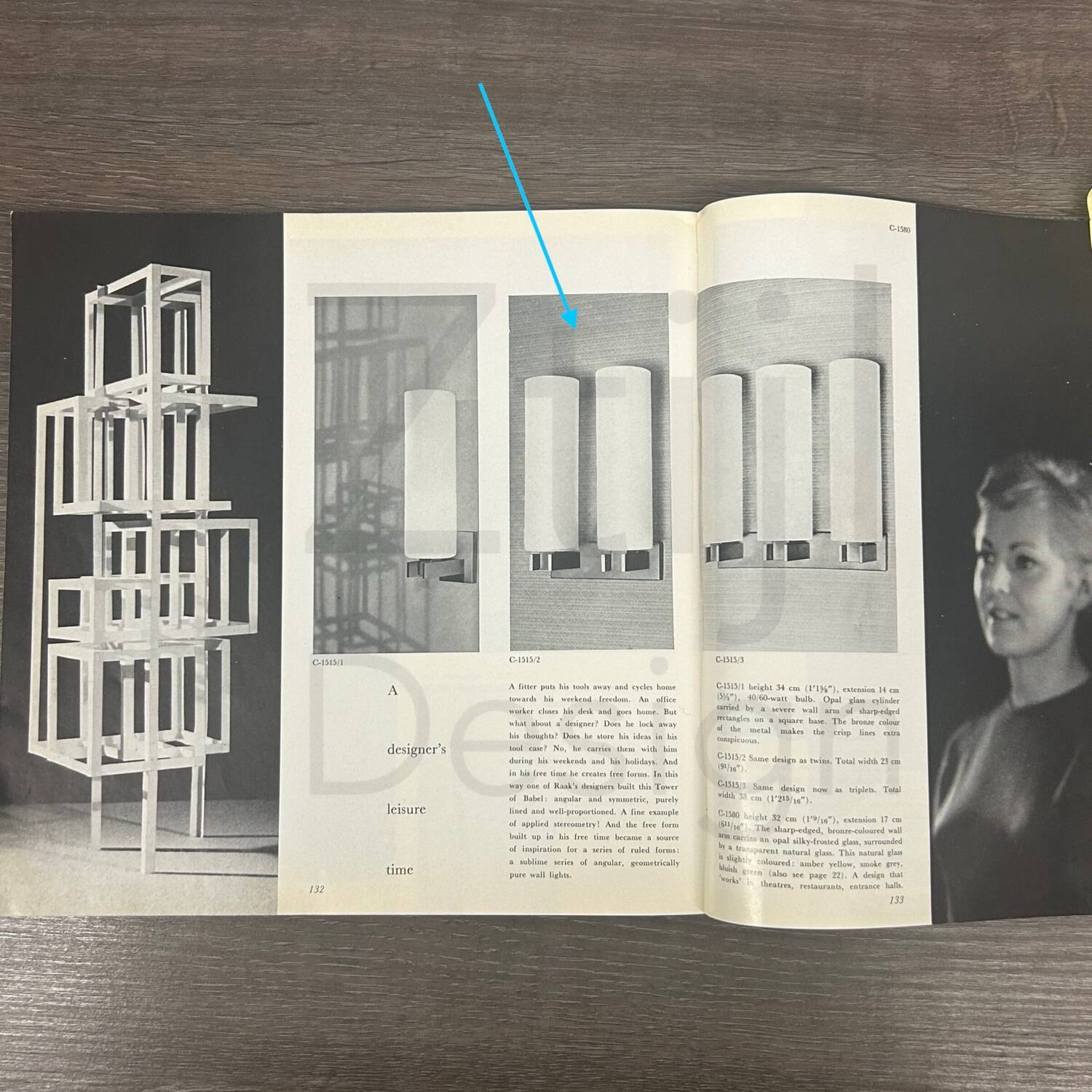 Opal glass Wall Lamp model C-1515/2 by Raak, 1960s | Mid-century Design