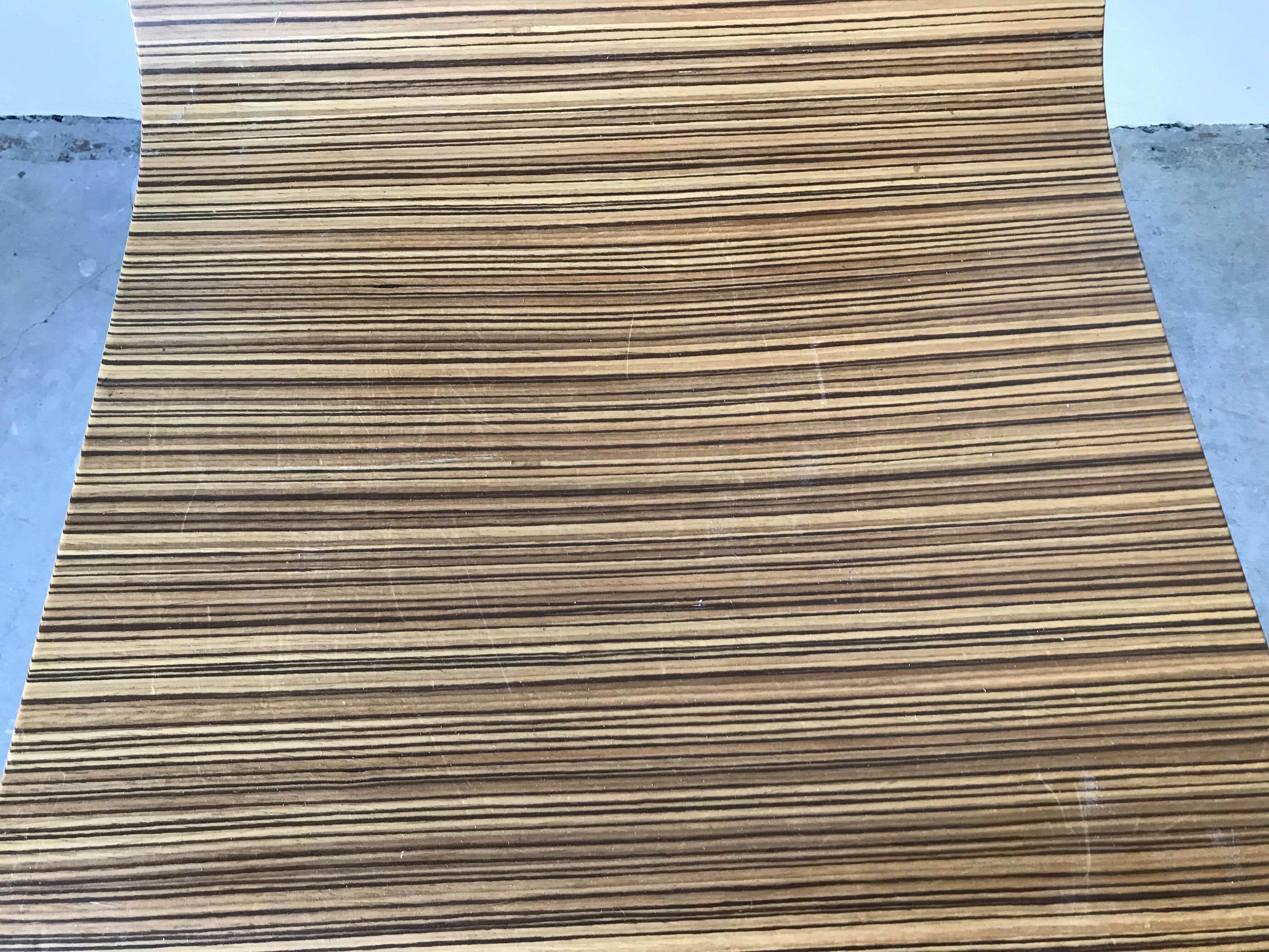 Suite of 4 zebra wooden chairs