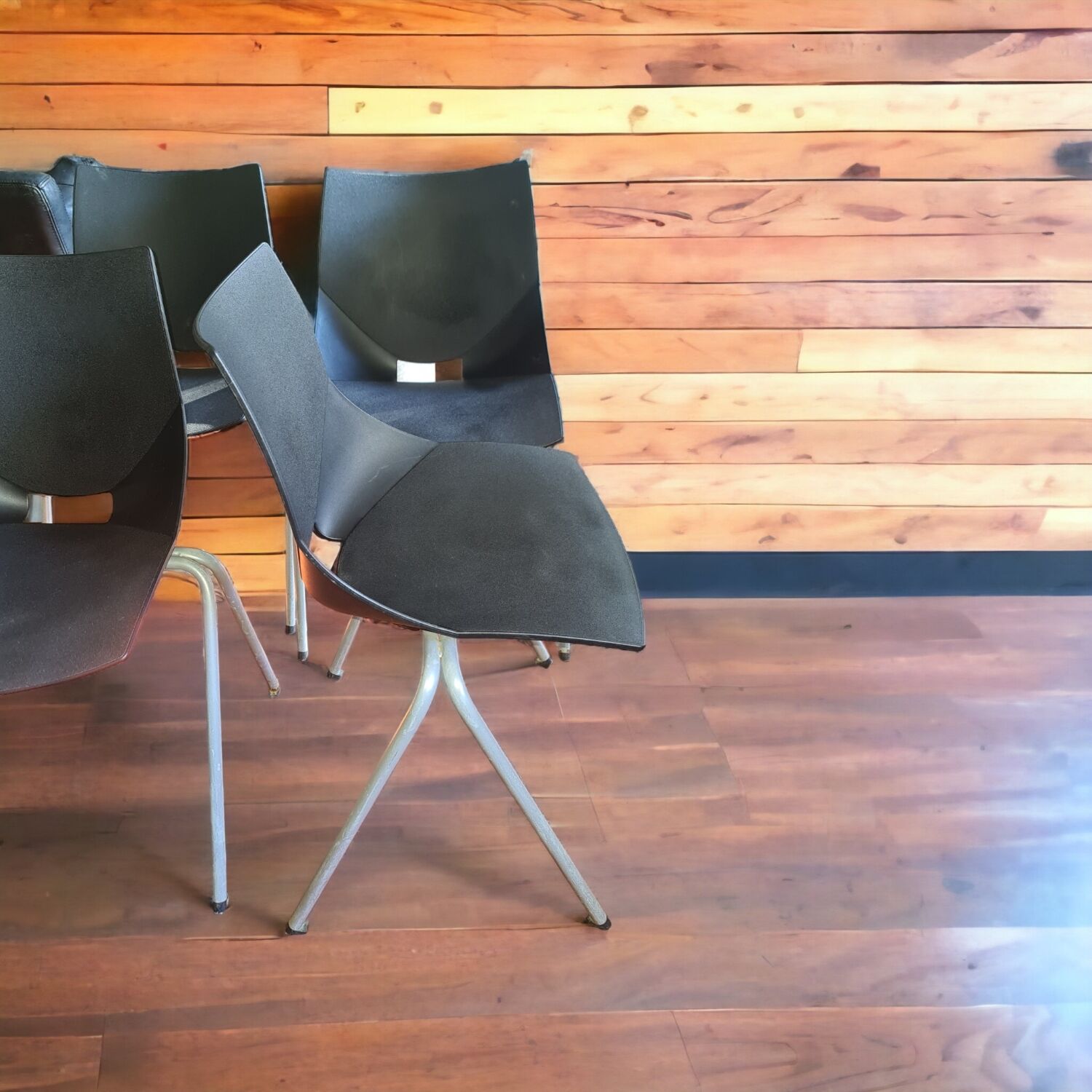 Angelo Pinaffo Model shell designer stacking chair Sedie edition