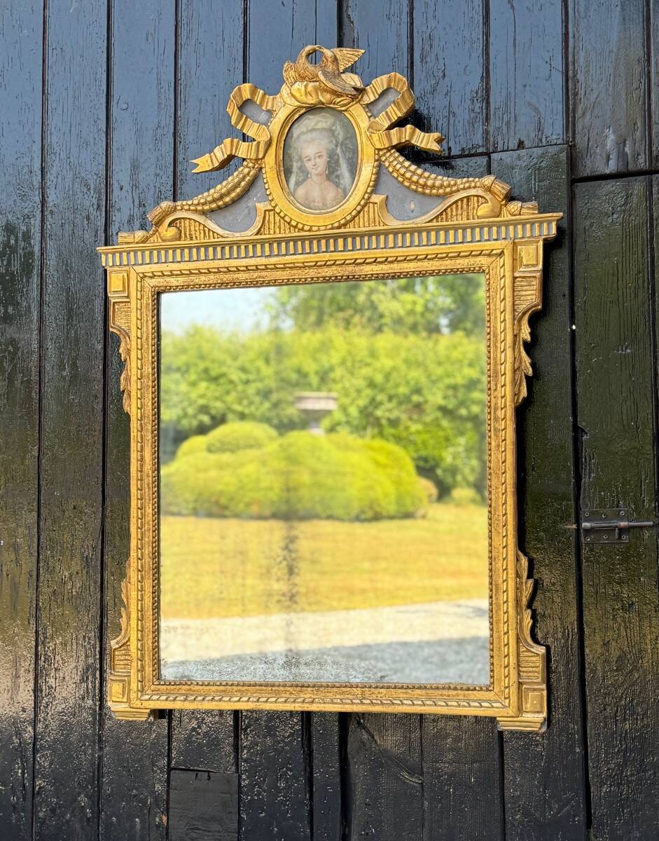 Large Mirror with Entwined Doves, Louis XVI, Gilded and Painted Wood, 18th Century