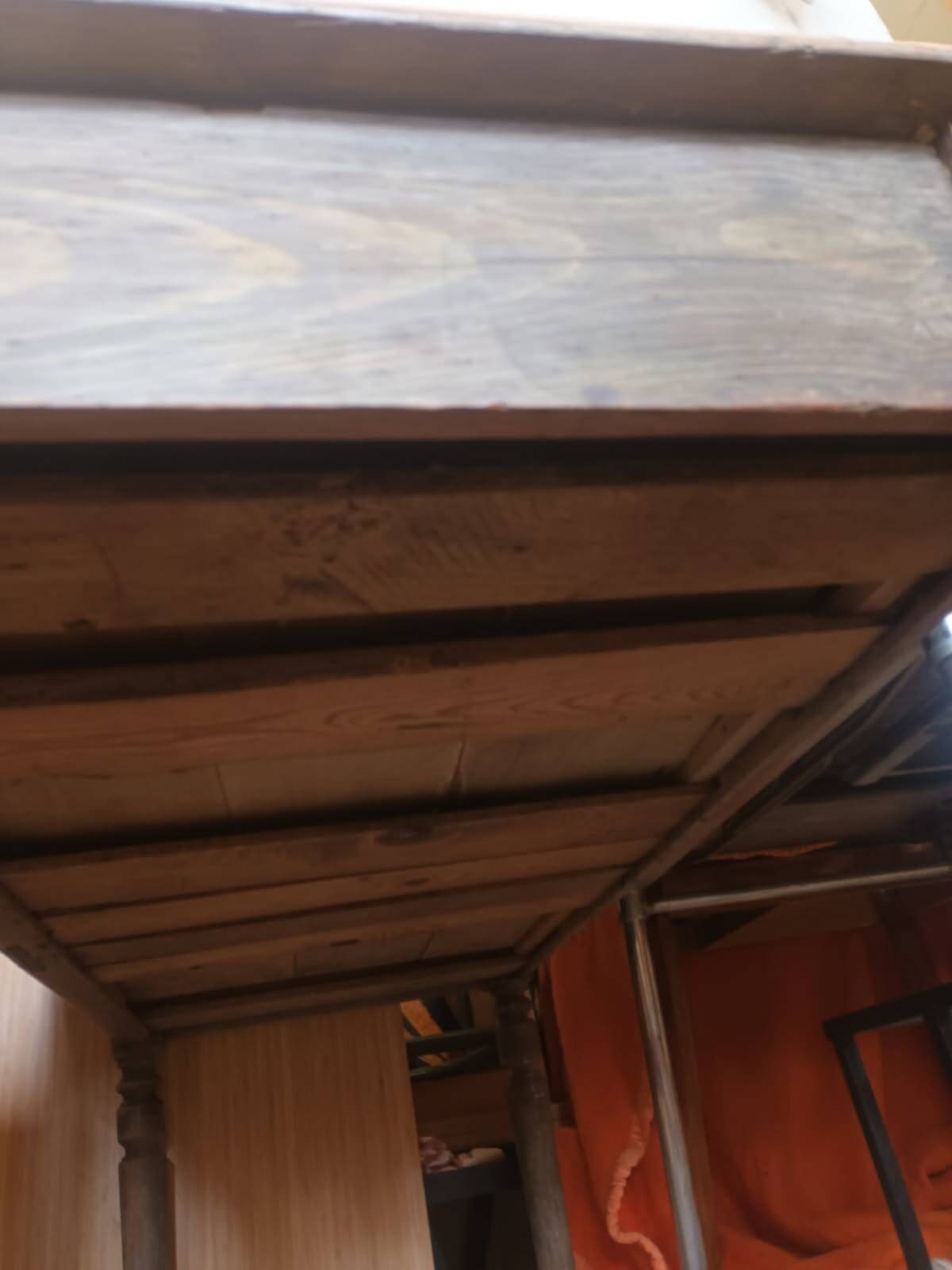 Table ancienne