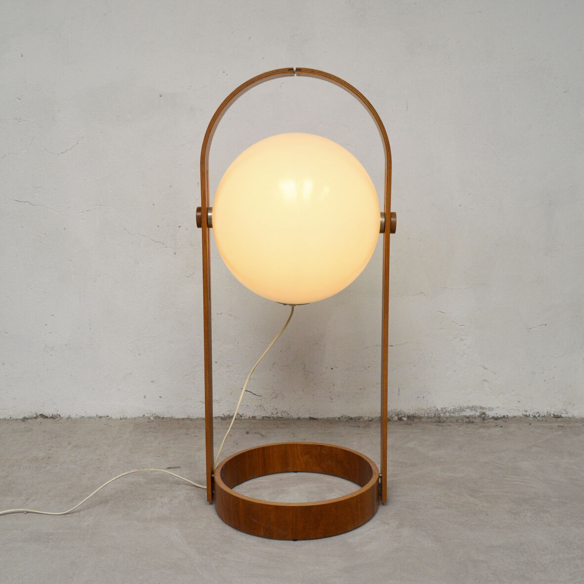 Lampadaire scandinave plywood globe 1960