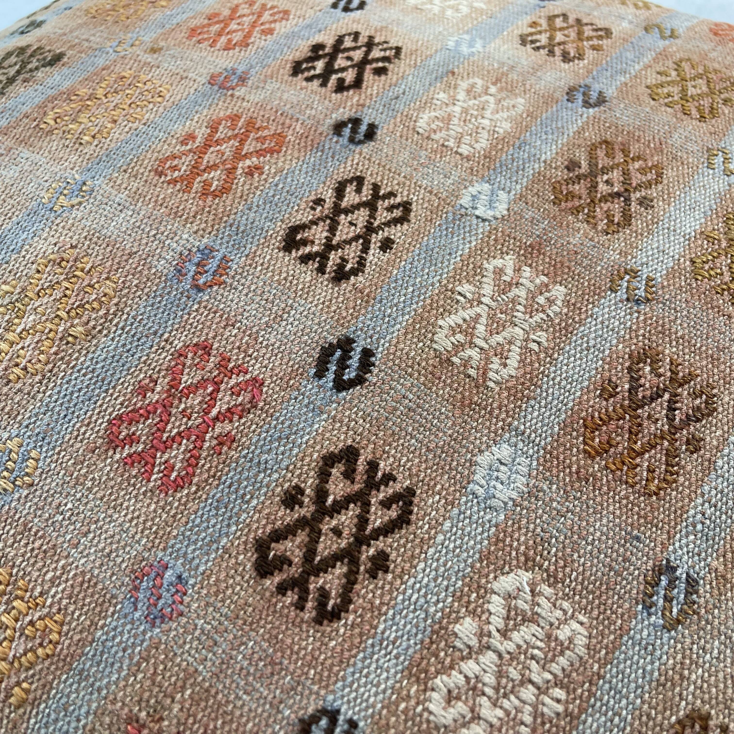 Vintage Turkish KIlim Cushion Cover, 60x60 cm