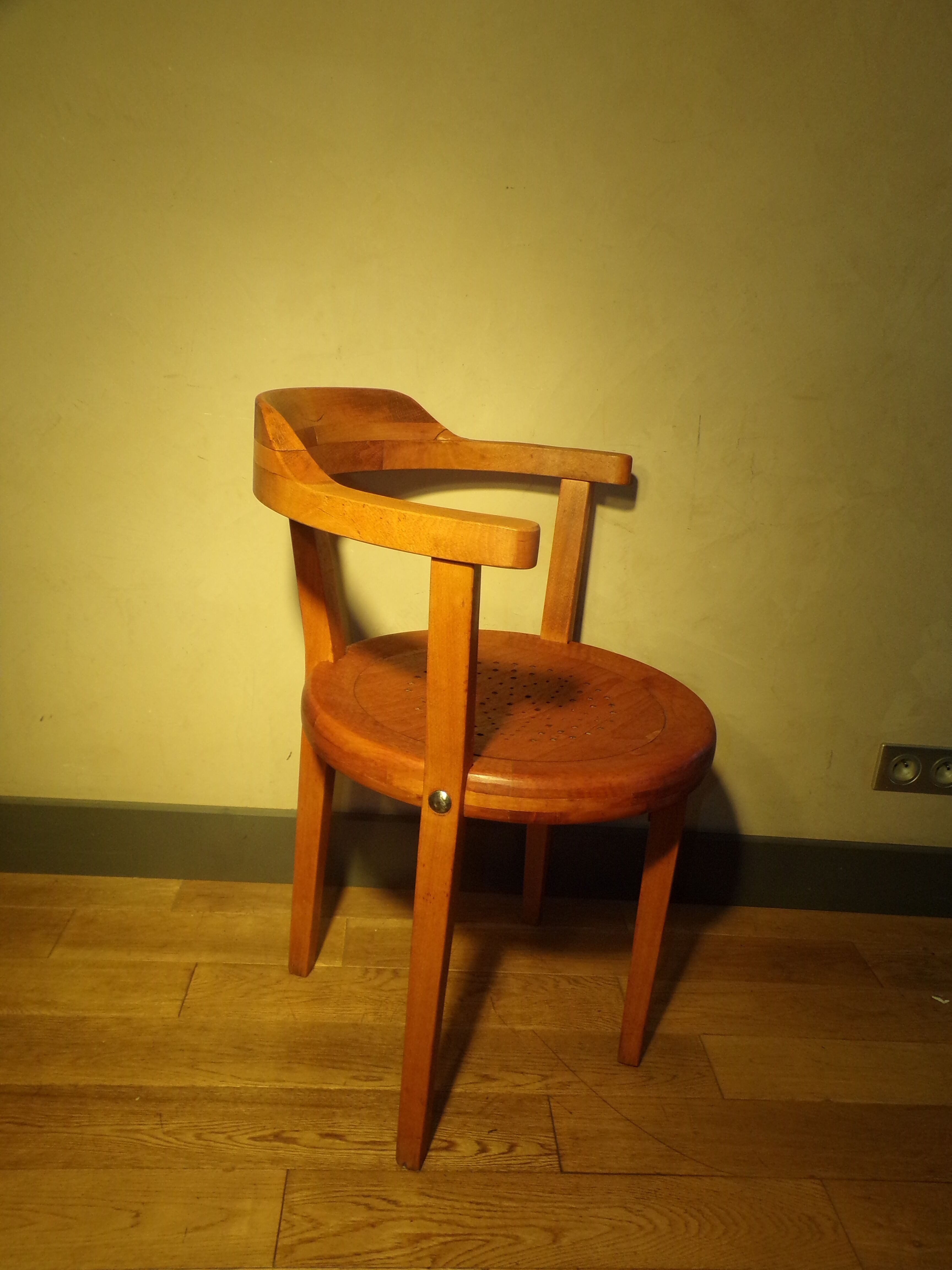 Deco wooden armchair