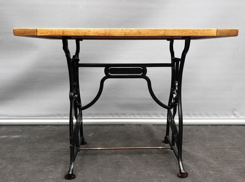 Bistro table 1900 afrana anthime eliot