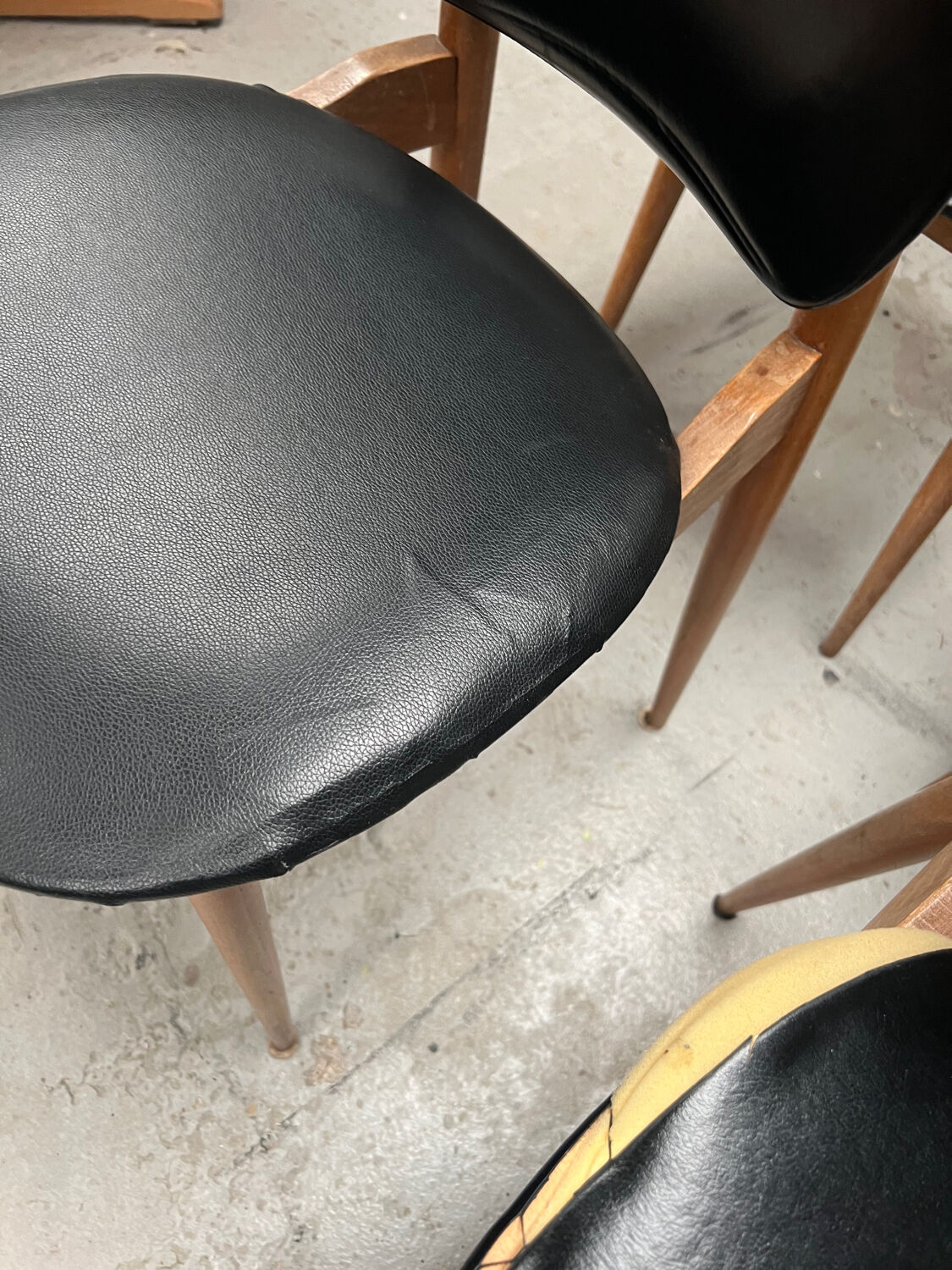 4 Baumann Pegasus model chairs