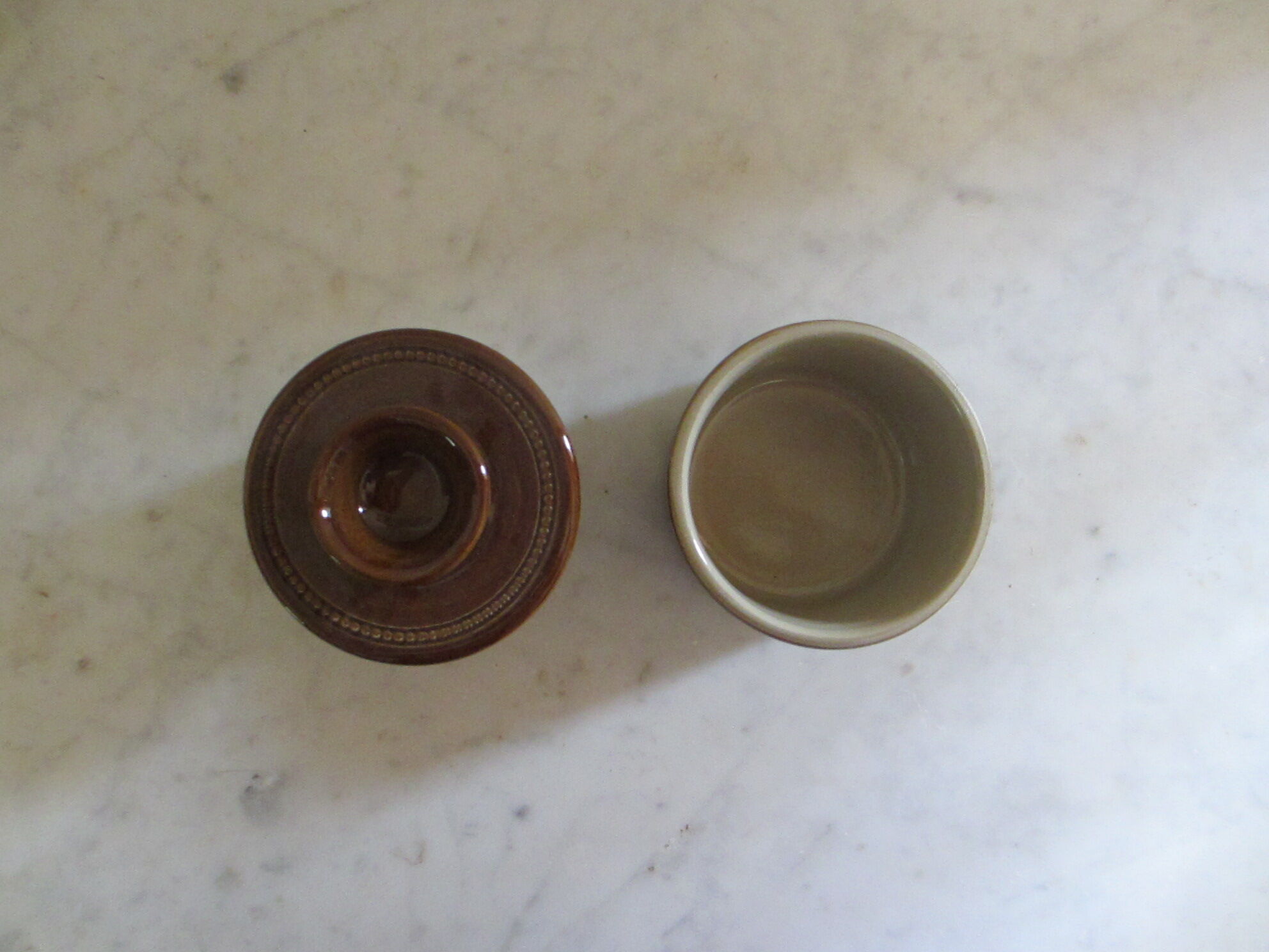 Enamelled stoneware water butter maker