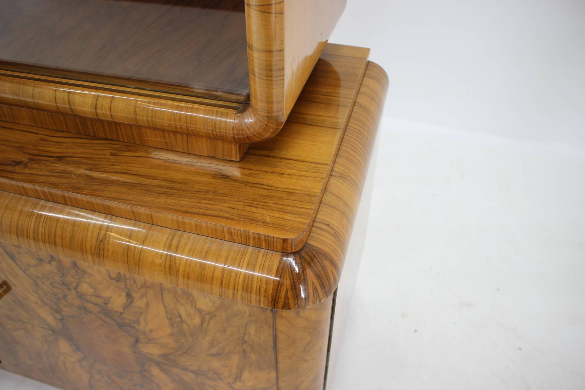 1930s Exclusive Curved Art Deco Bookcase, Czechoslovakia