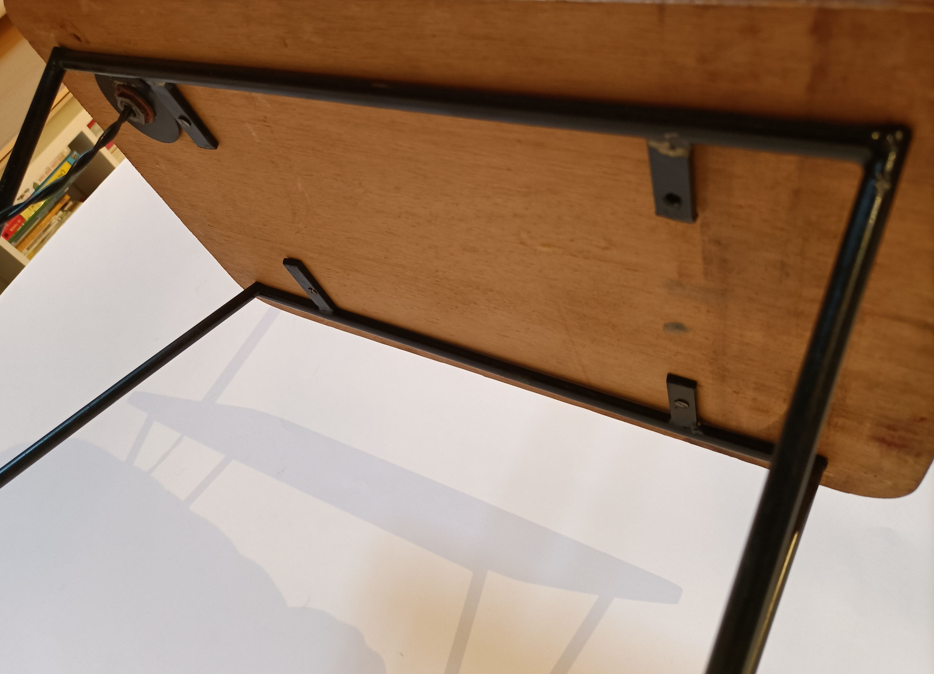 E-reader magazine holder 1950 Vintage.