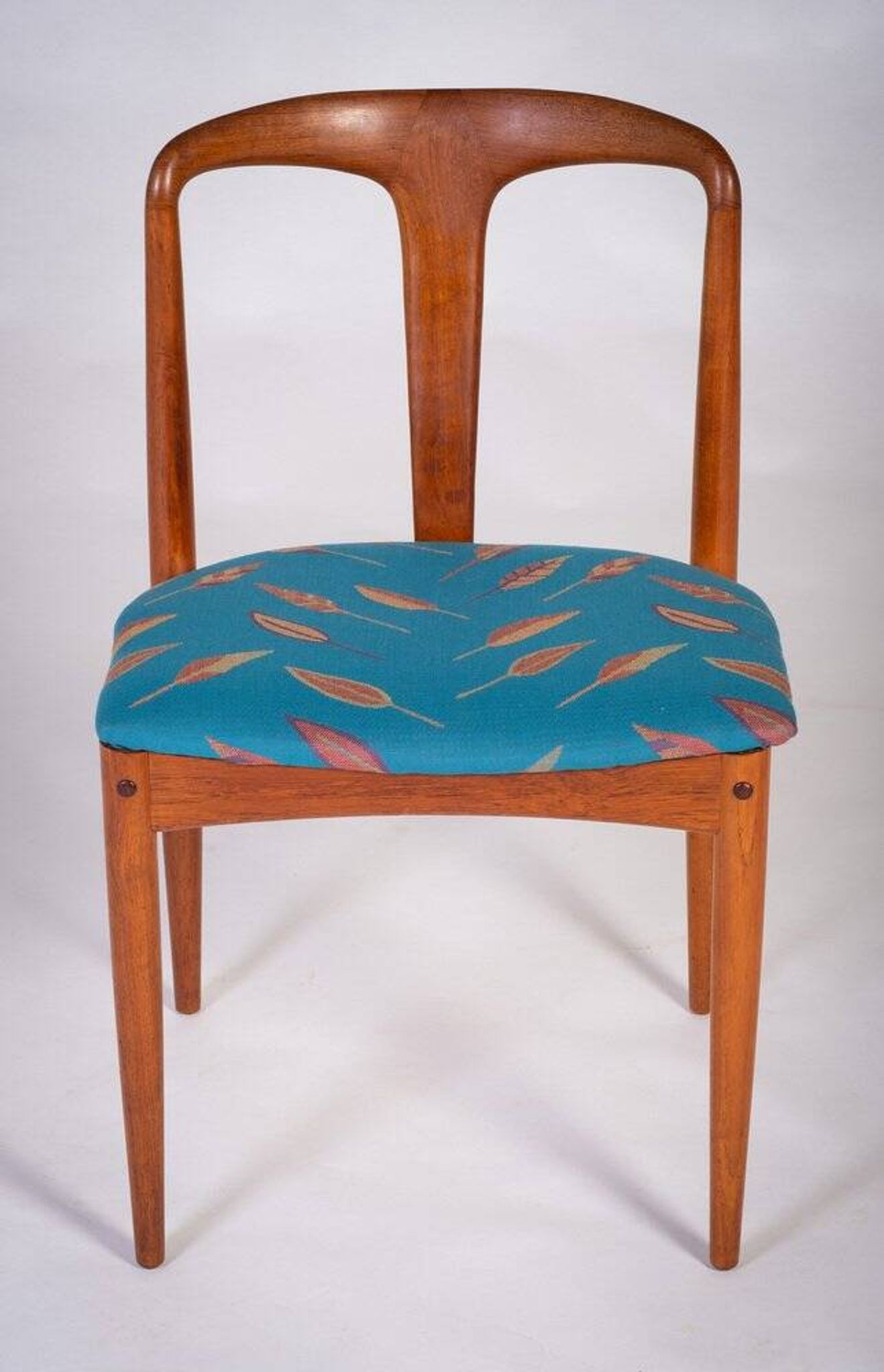 Juliane chairs by Johannes Andersen for Uldum Furniture, Denmark, 1960s, Set of 6