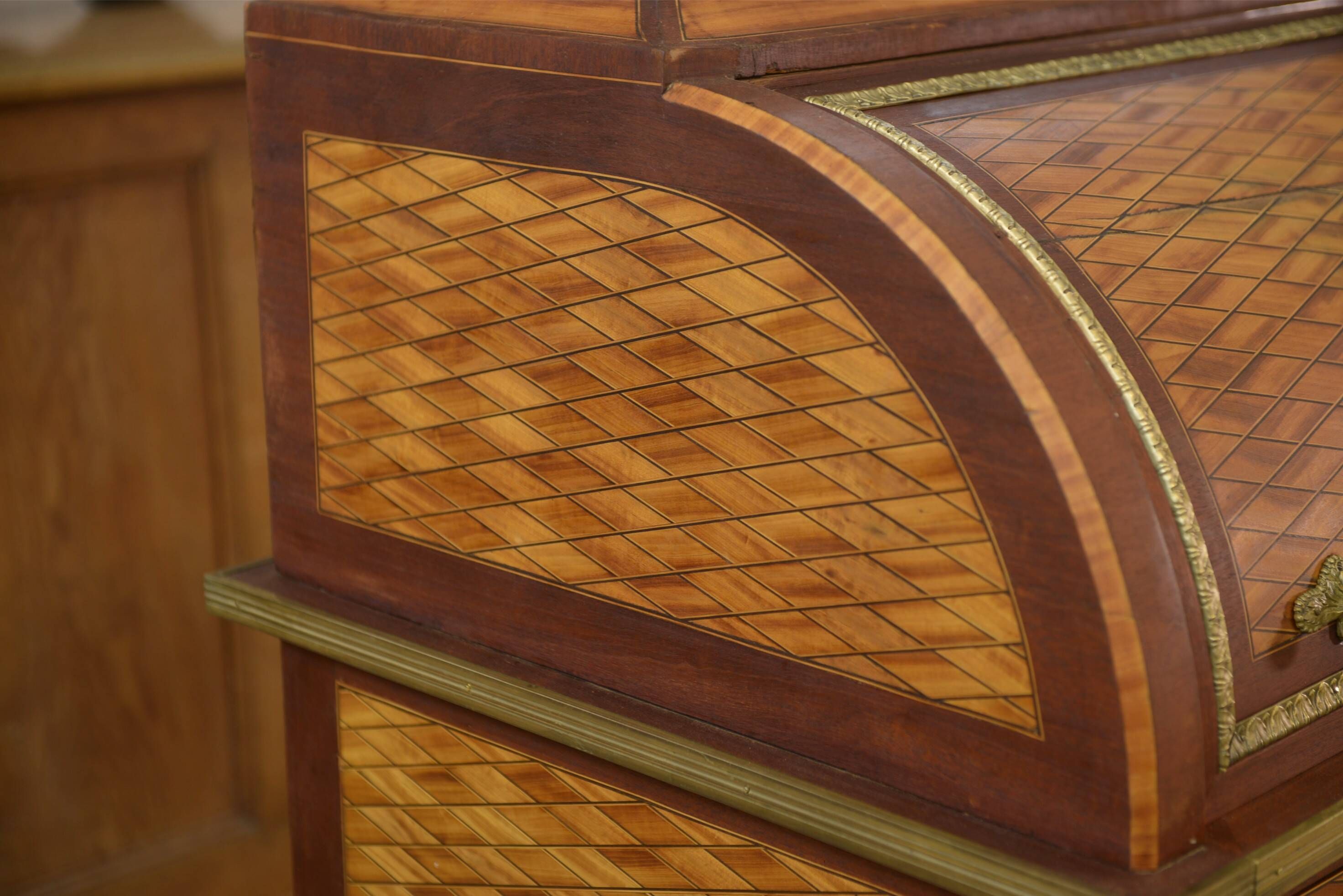 Louis XVI style cylinder desk in marquetry from the Napoleonic III period.