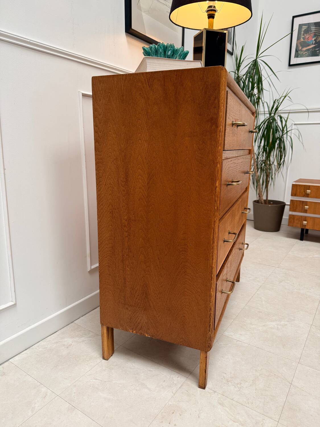 Vintage 1950s chest of drawers