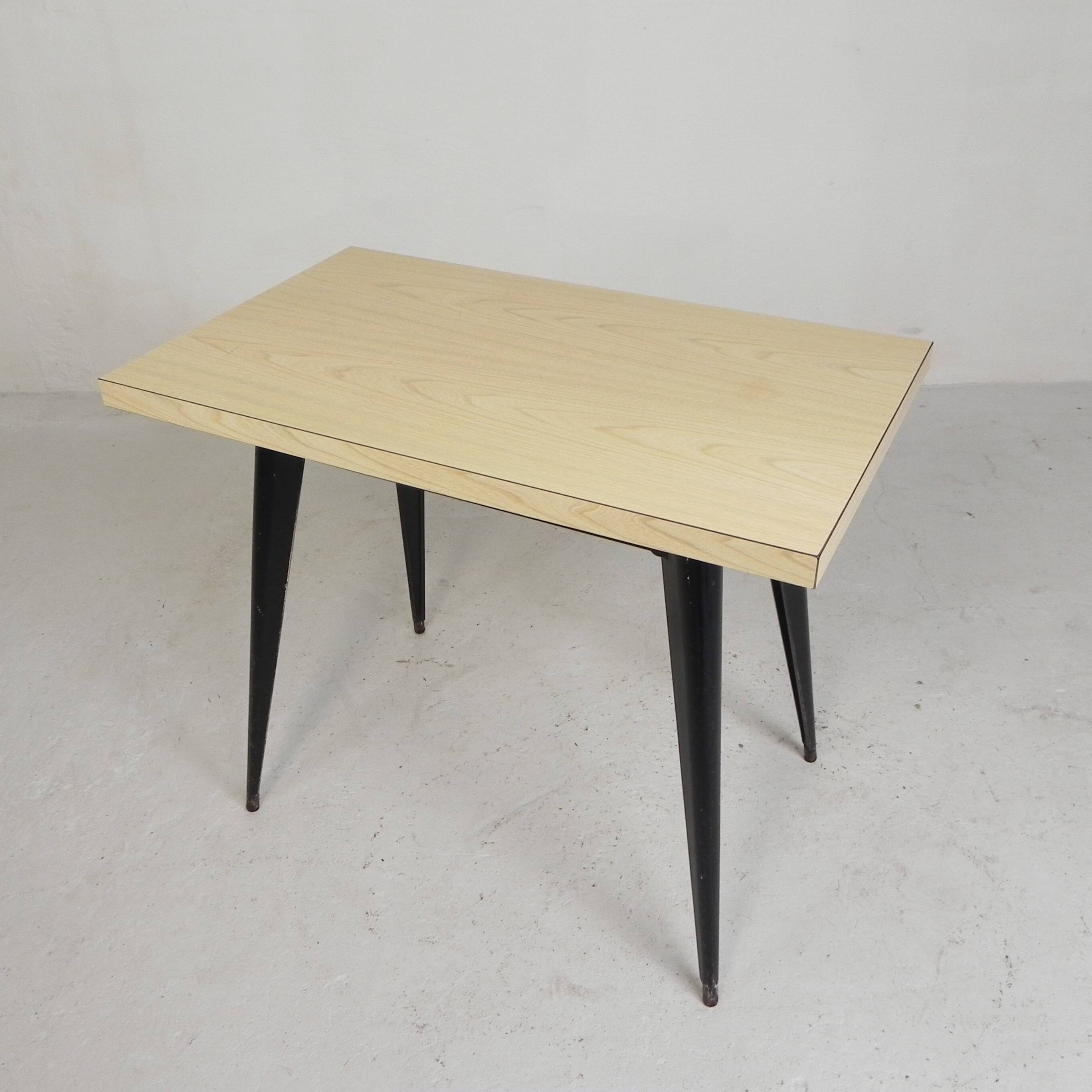 Bistro table Henri Julien, model Tolix T55 with a Formica top, 1950s.