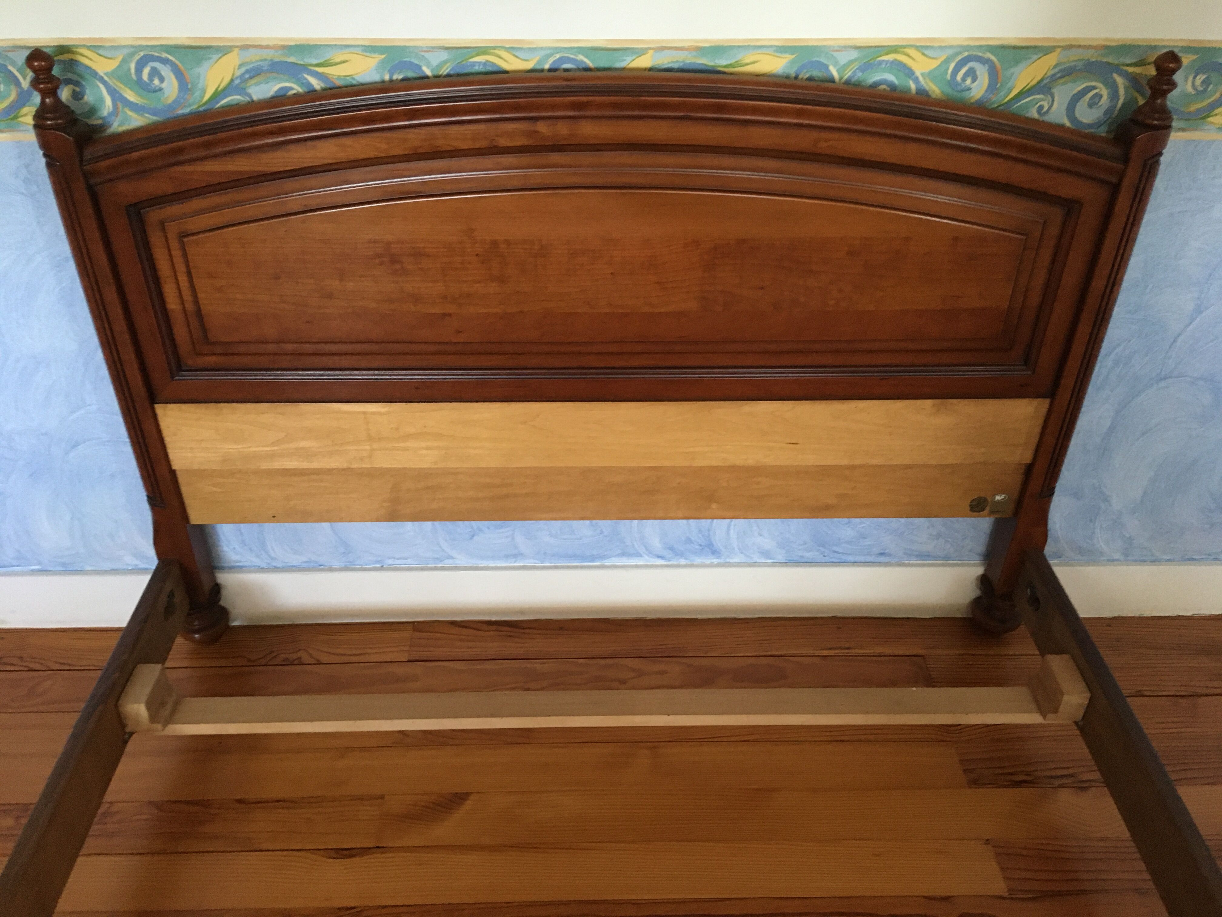 Solid cherry wood bed 140 x 190