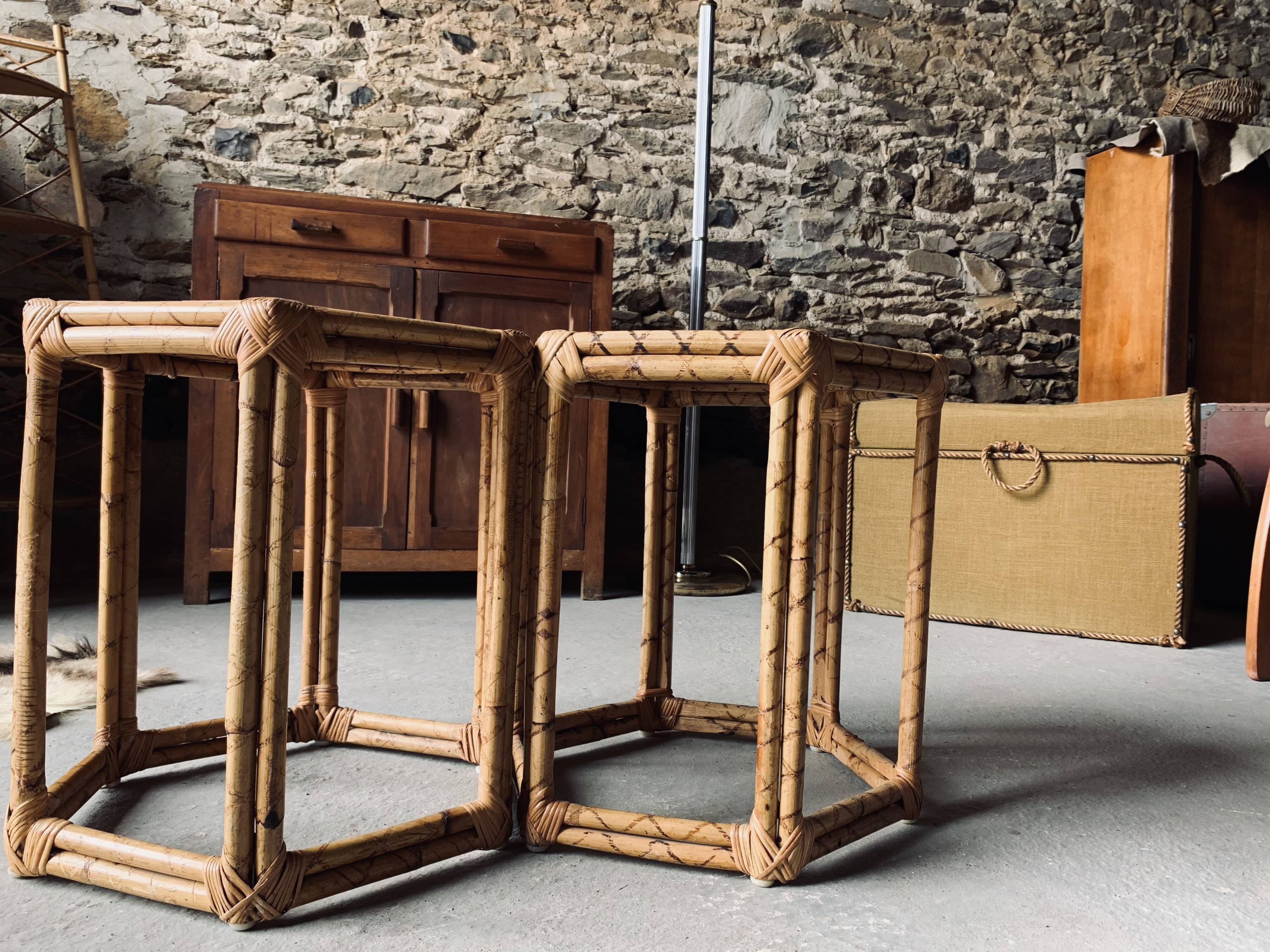2 octagonal rattan coffee tables