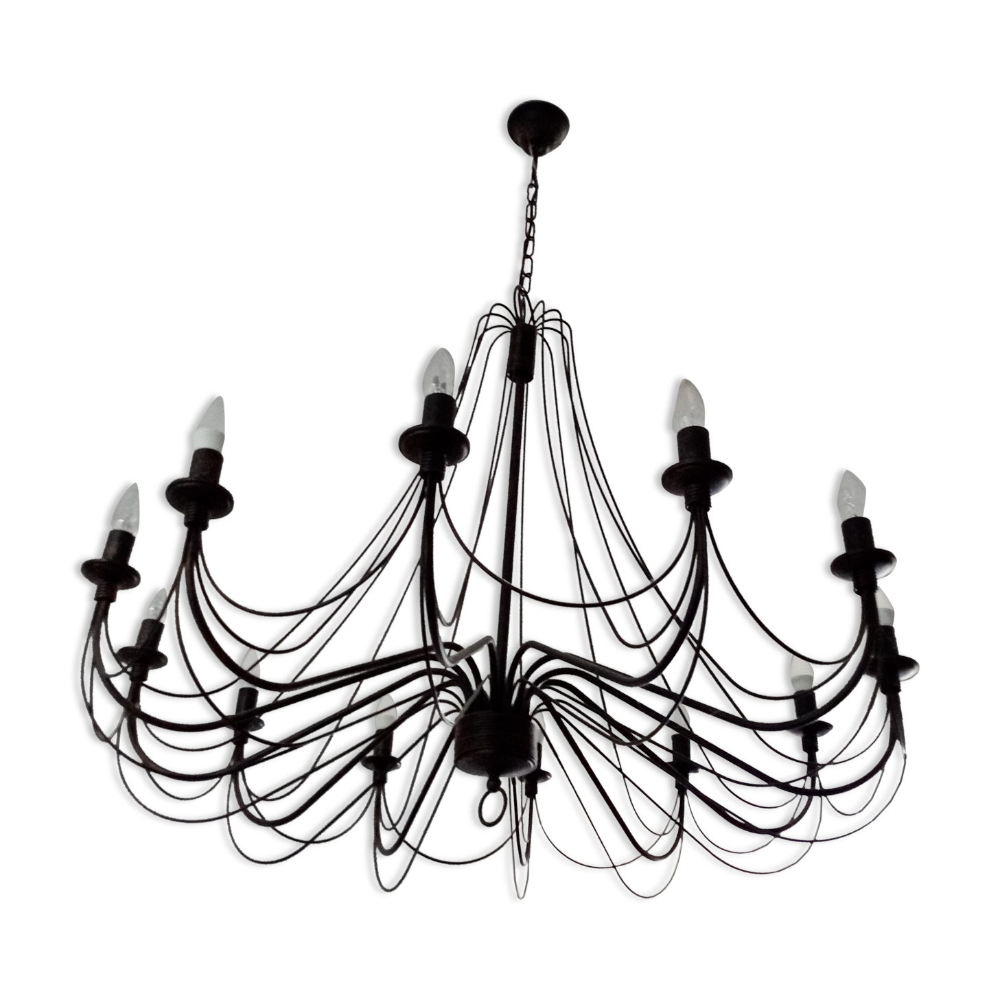 Lustre 12 branches métal effet rouille