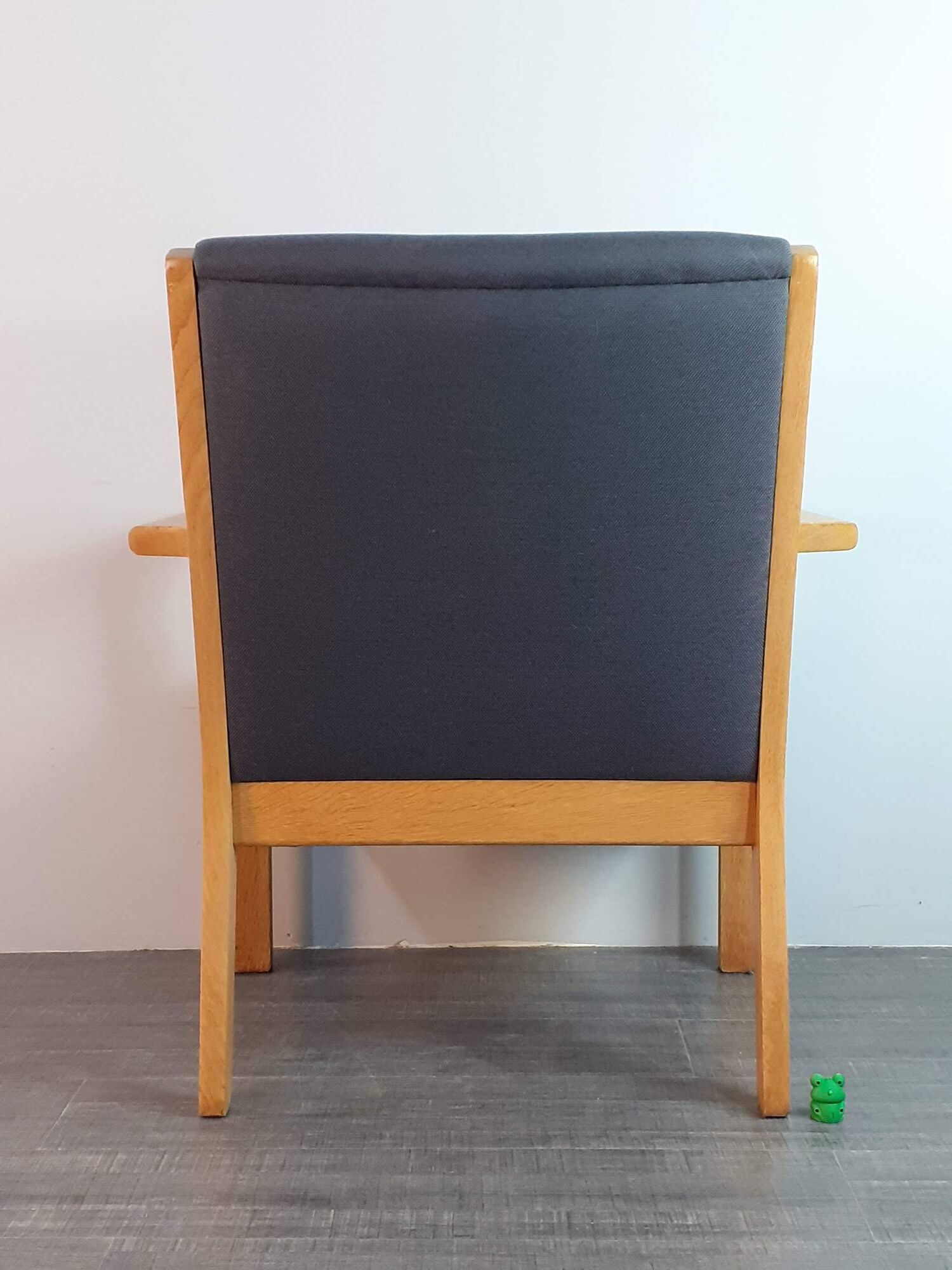 Hans Wegner GE-330 chair by Getama, Vintage Scandinavian 1960s