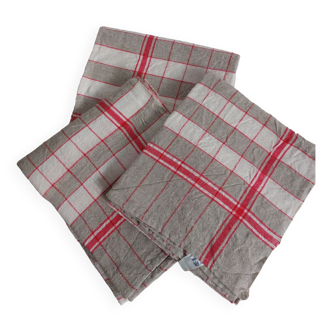 Set of three tea towels