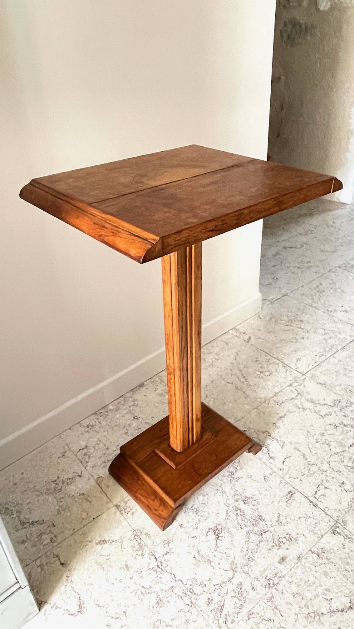 Vintage solid oak saddle plant holder