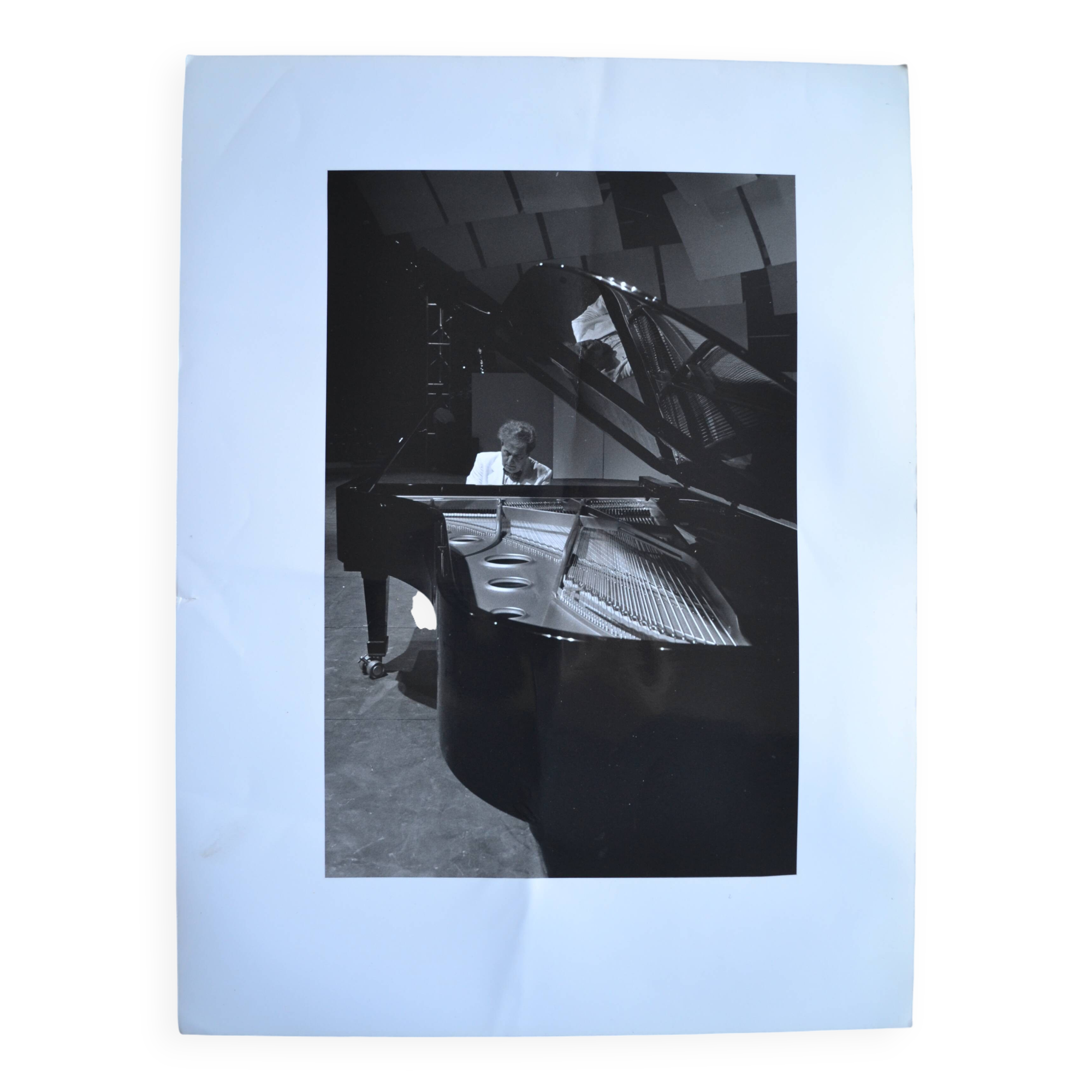 "piano pianist" original anonymous black & white photo
