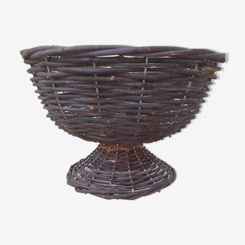 Wicker shower foot basket