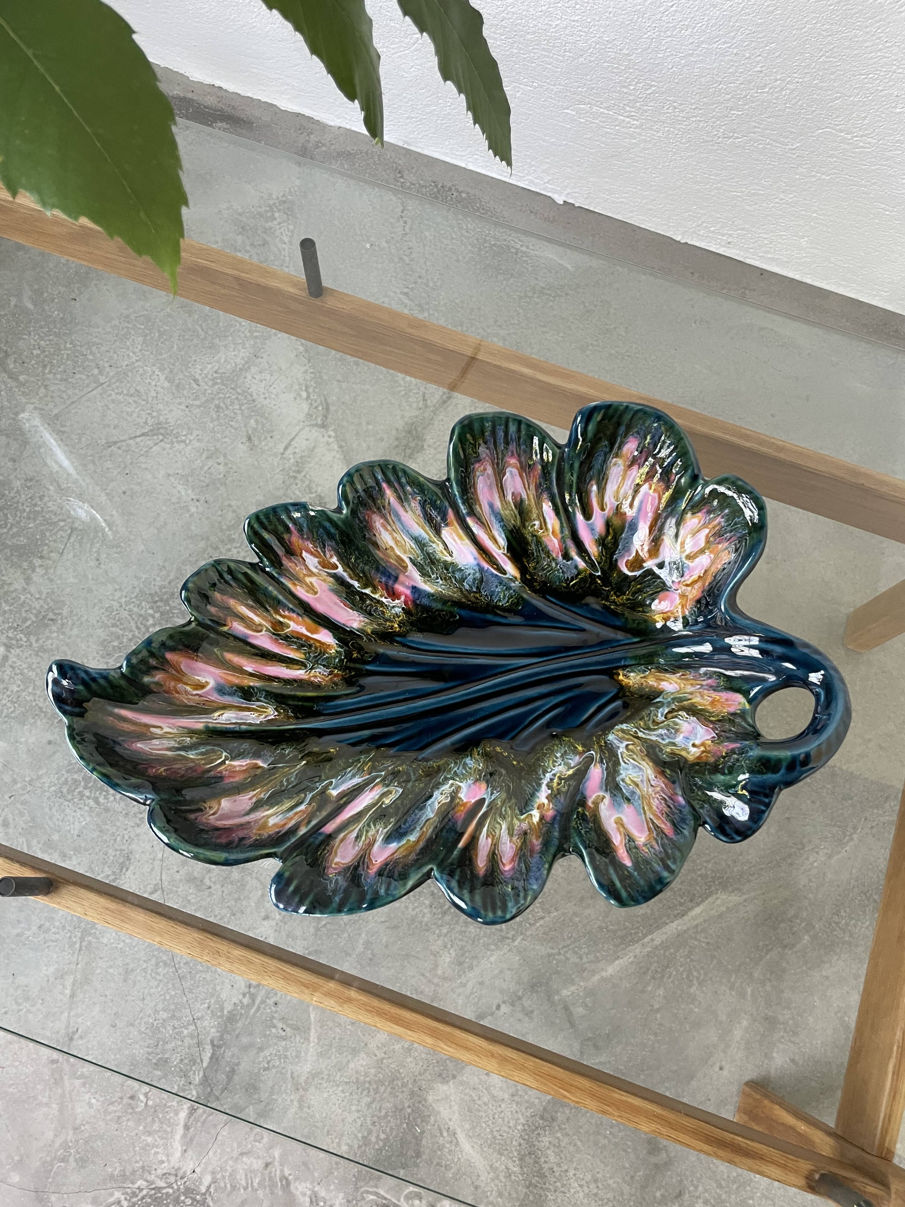 Large Vallauris leaf dish