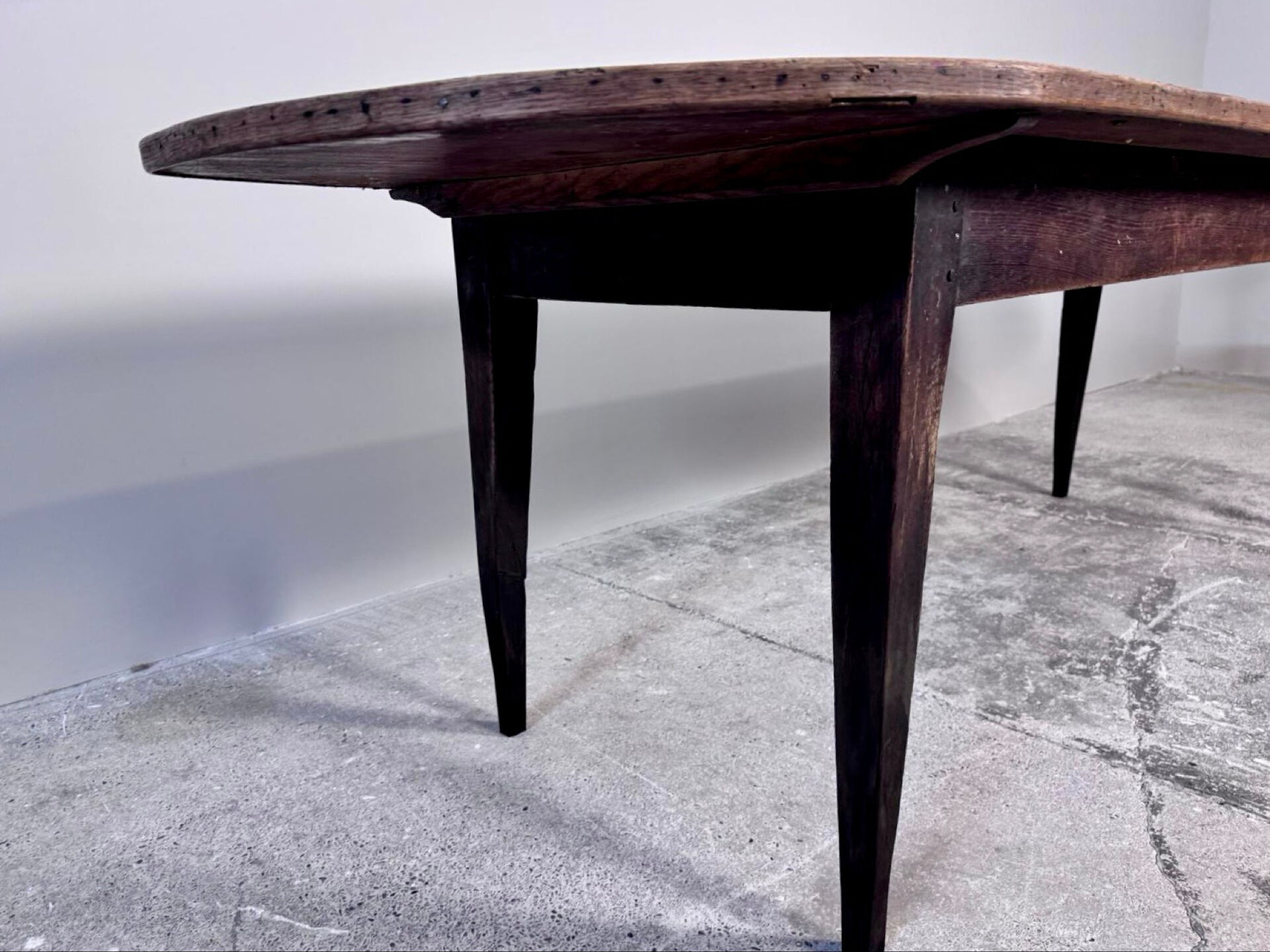 Large oval bistro table dimensions 255 cm