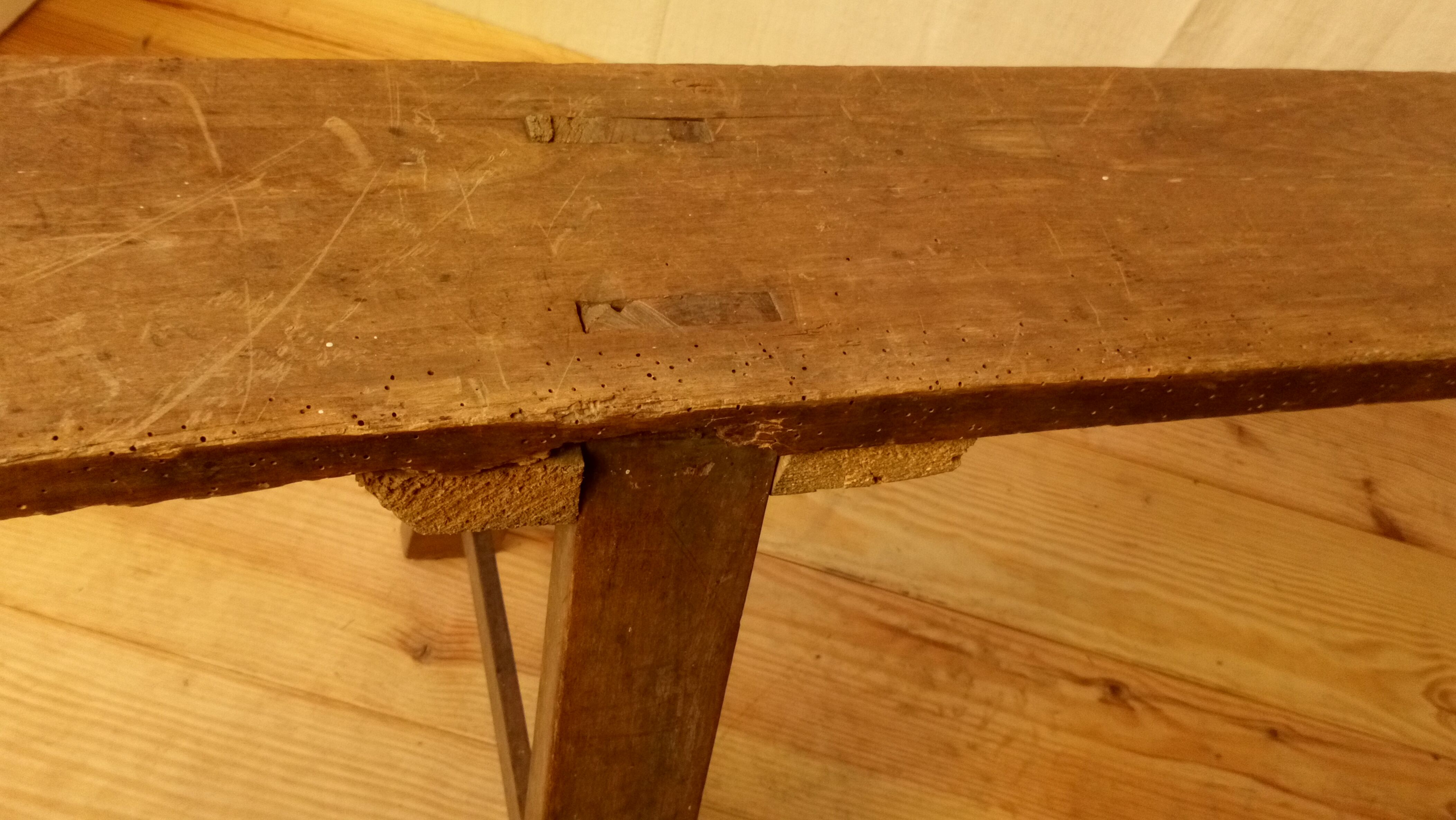 Little farm in oak bench