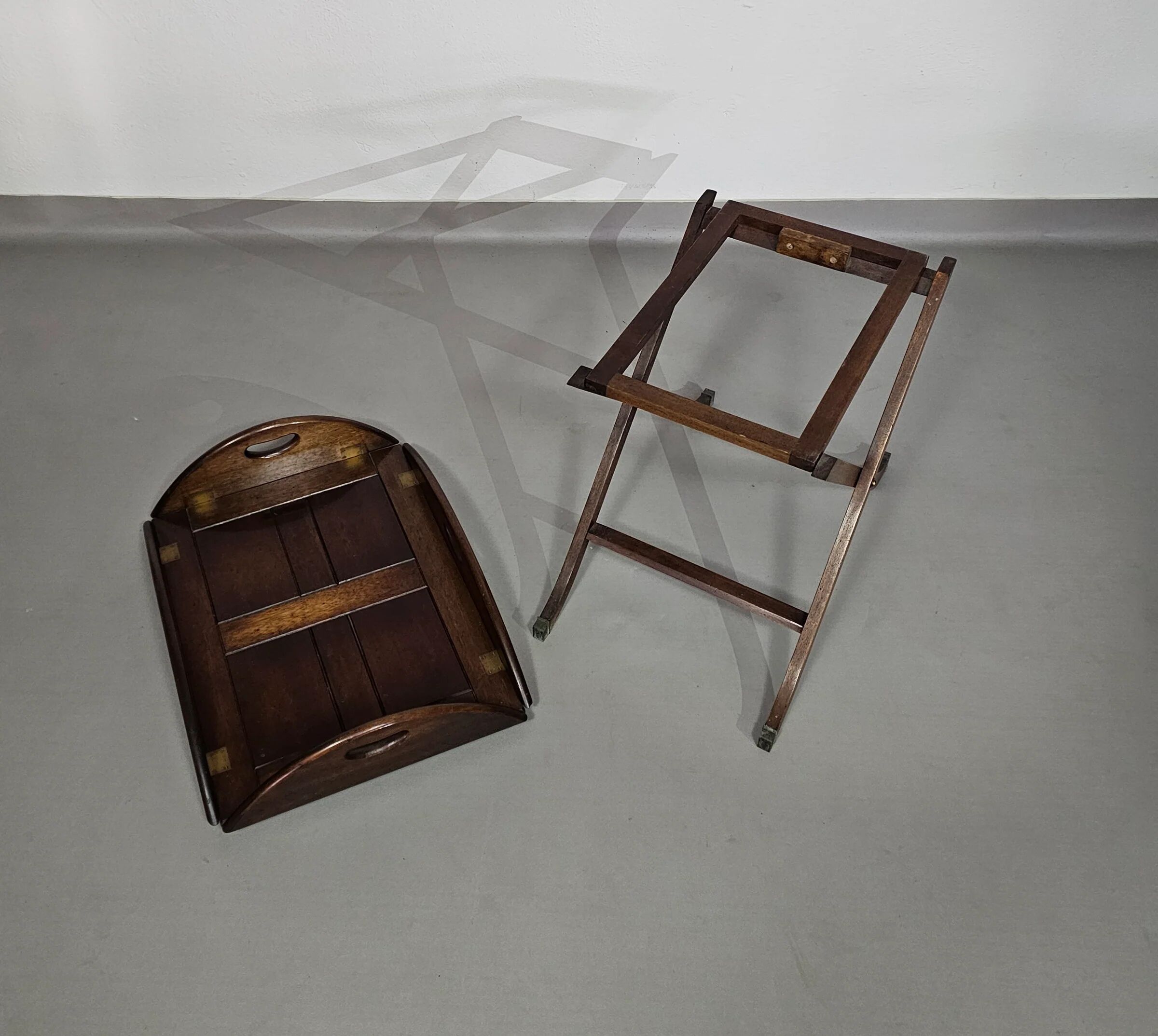 Plateau de service/plateau de majordome/table d'appoint pliable victorienne