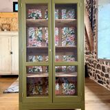 Parisian showcase cabinet