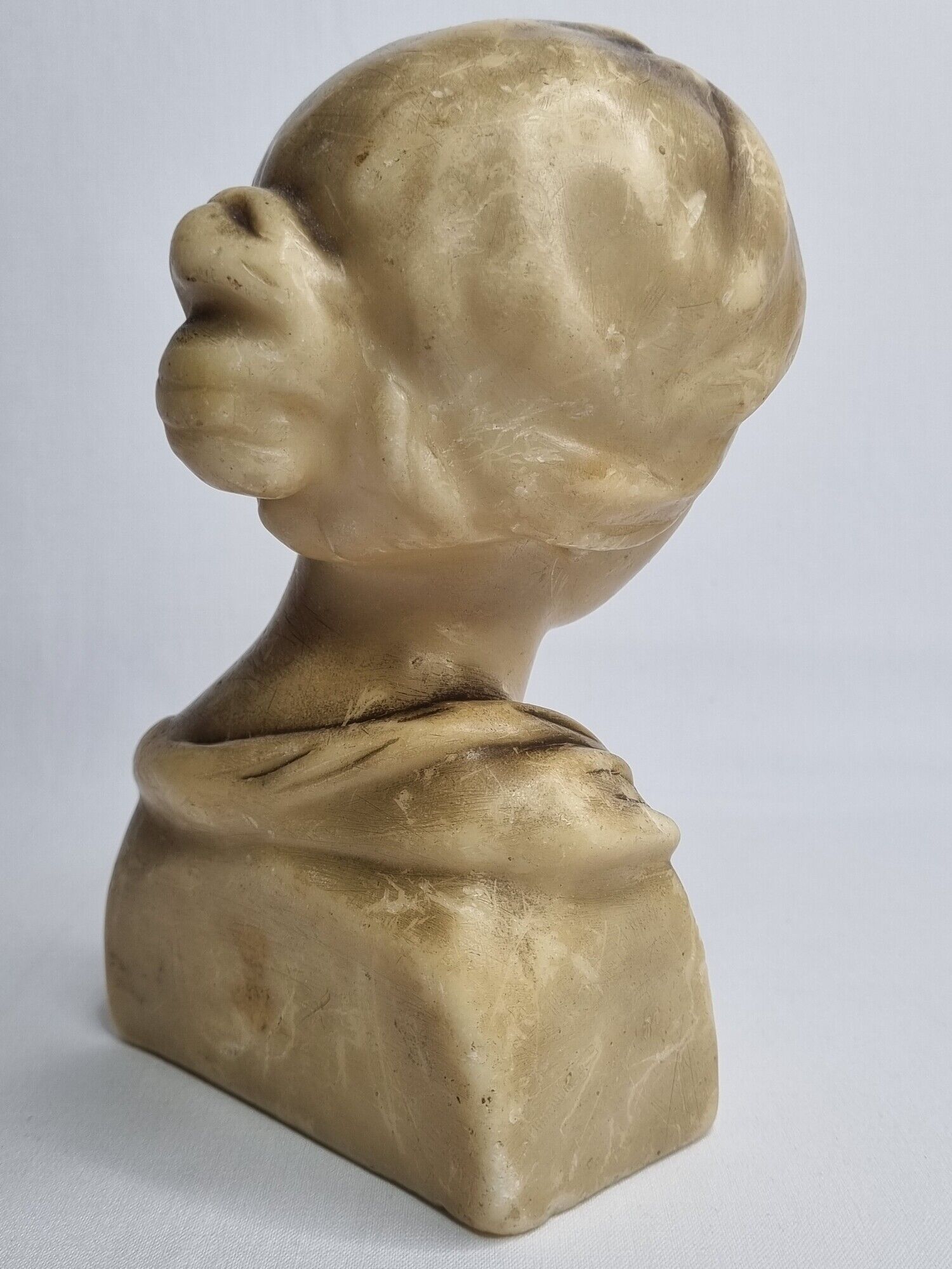 Bust of a young woman in Florentine style wax, 19 cm