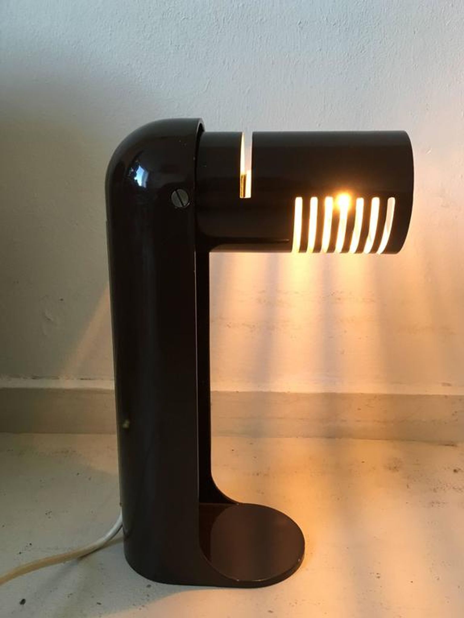 Lampe de bureau space age "Flip Top" de R. Carruthers pour Leuka 1970s