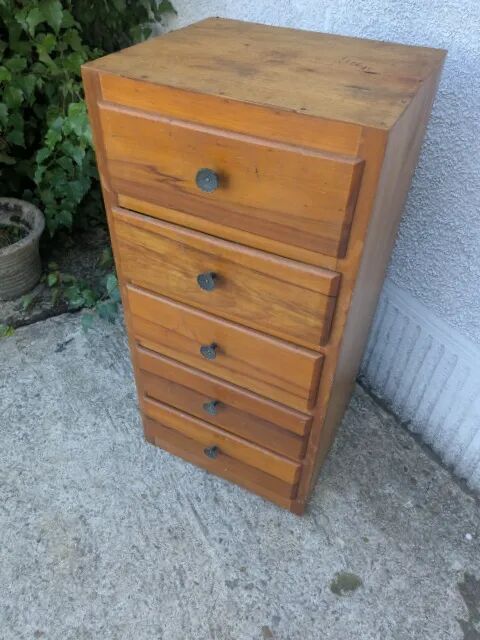 Chiffonnier, semainier